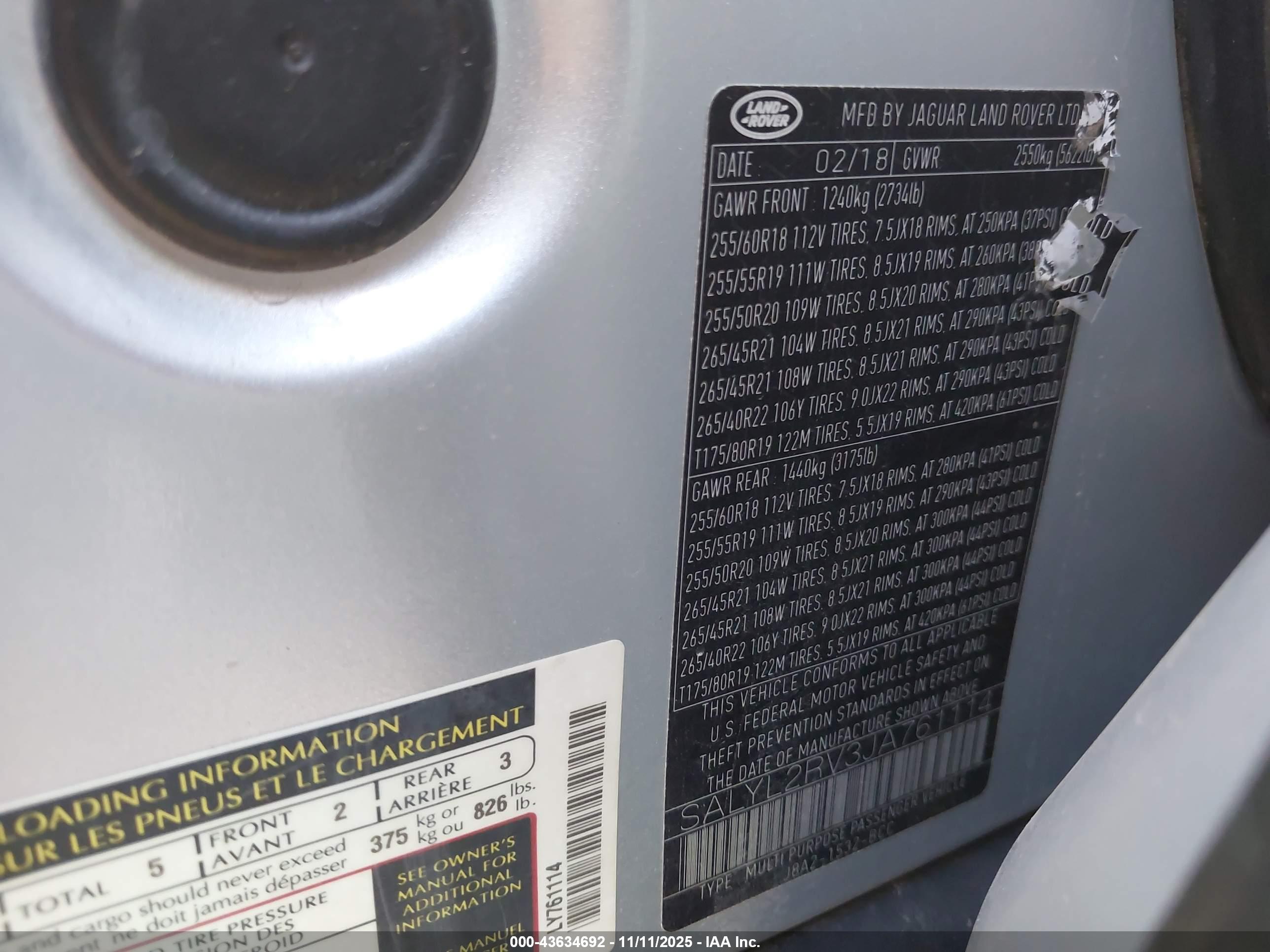 LAND ROVER image 9