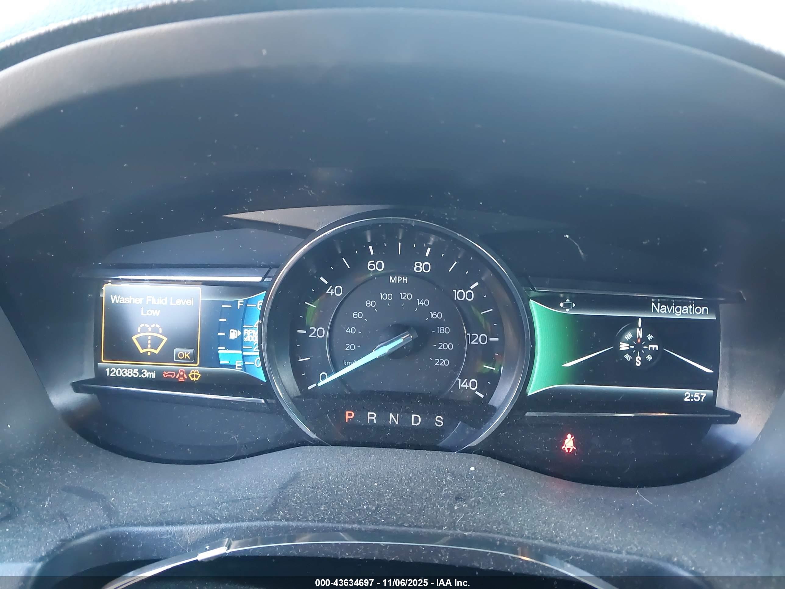FORD EXPLORER image 7