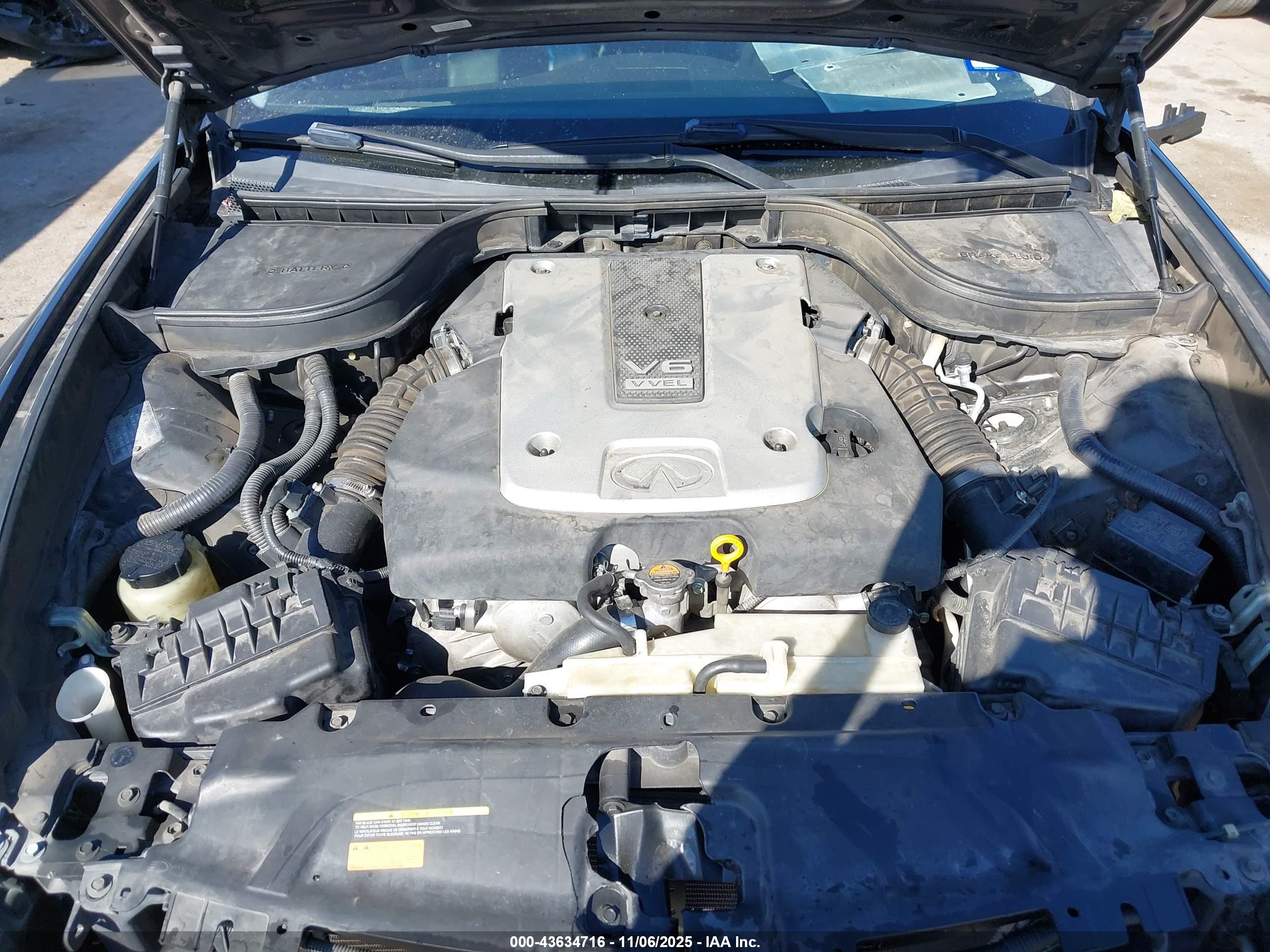 INFINITI G37 image 10