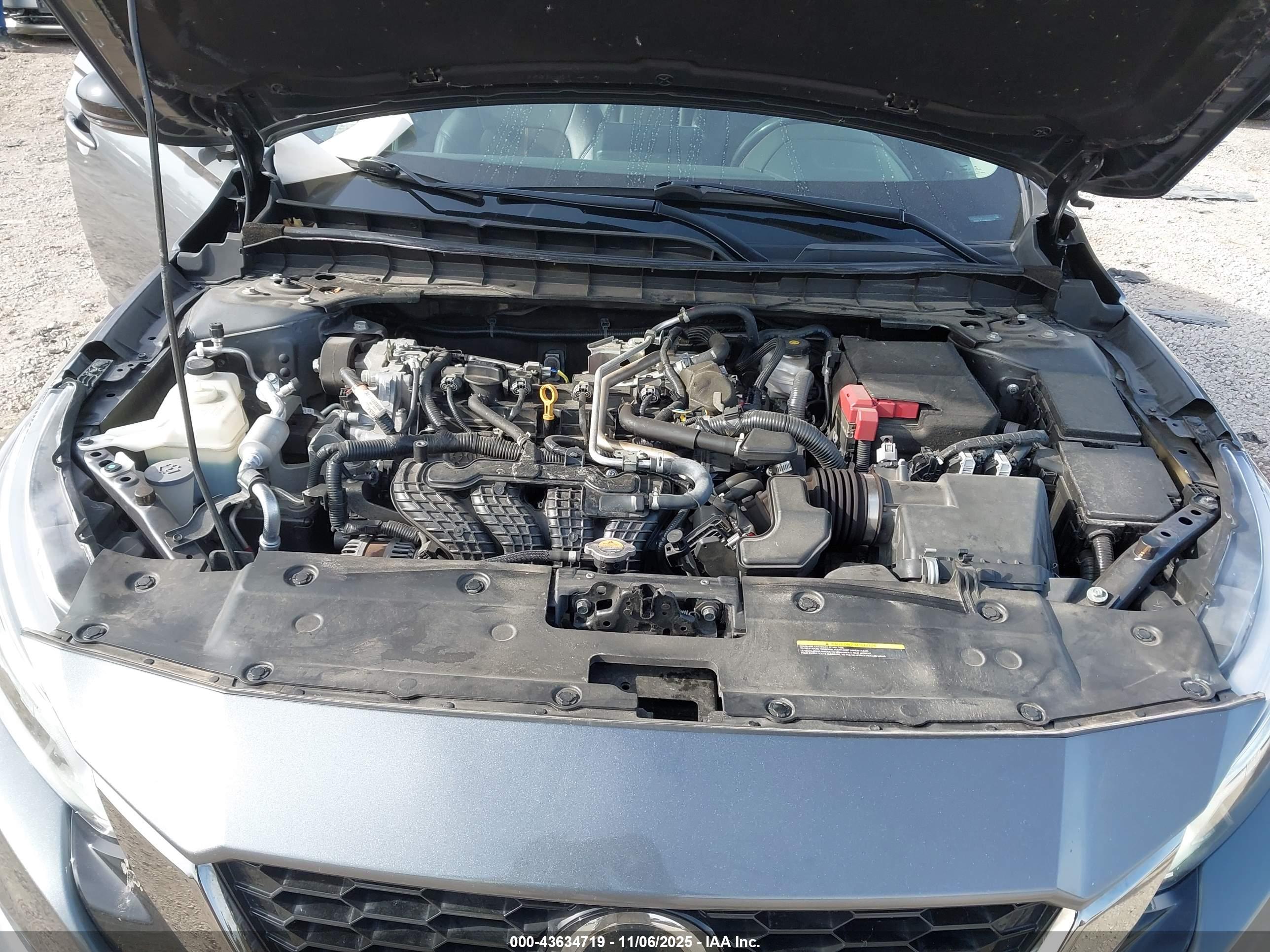NISSAN ALTIMA image 10
