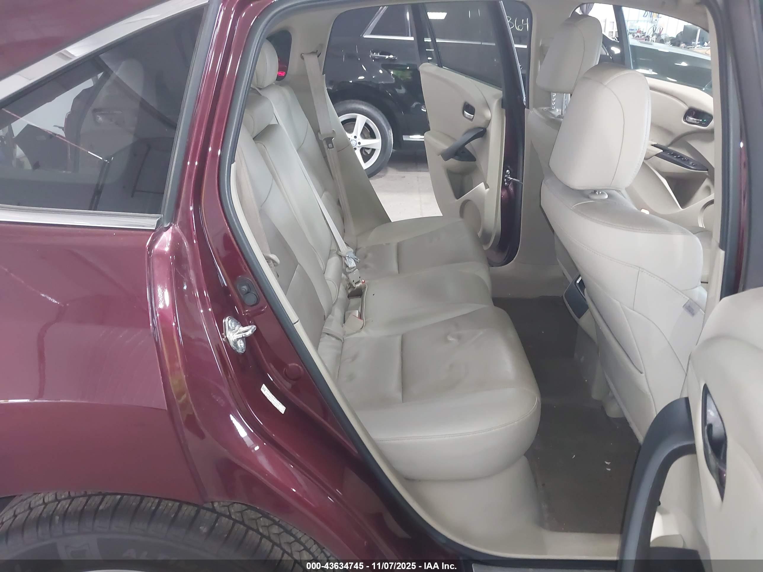 ACURA RDX image 8