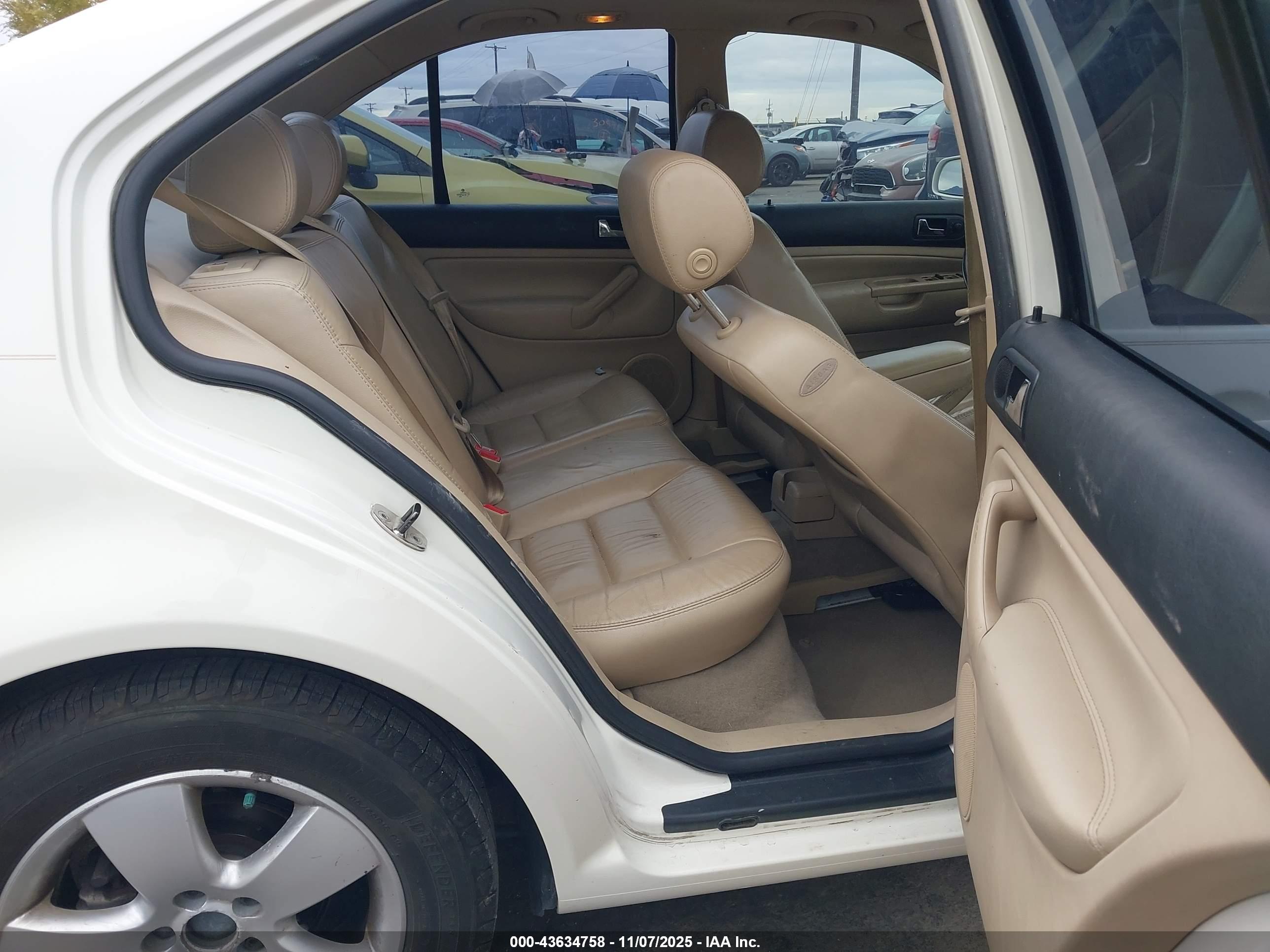 VOLKSWAGEN JETTA image 8