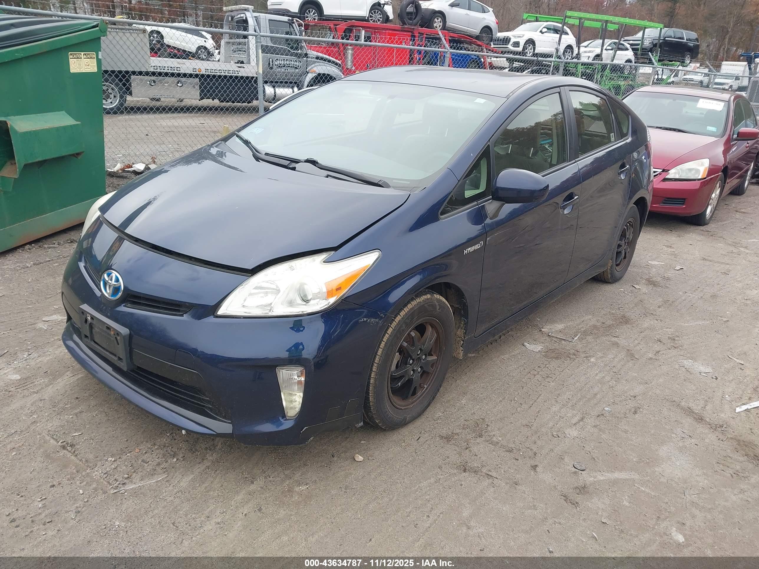 TOYOTA PRIUS image 2