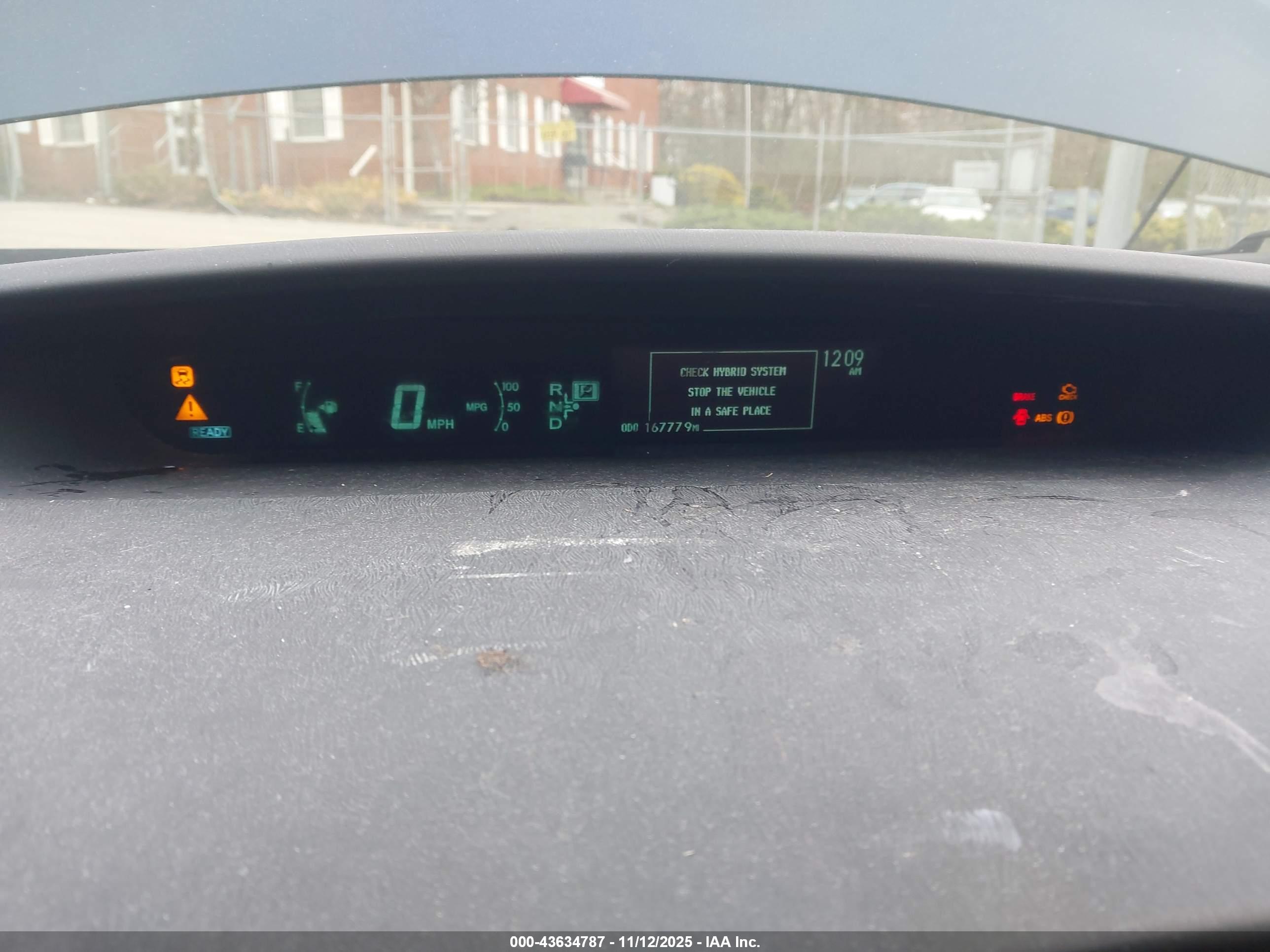 TOYOTA PRIUS image 7