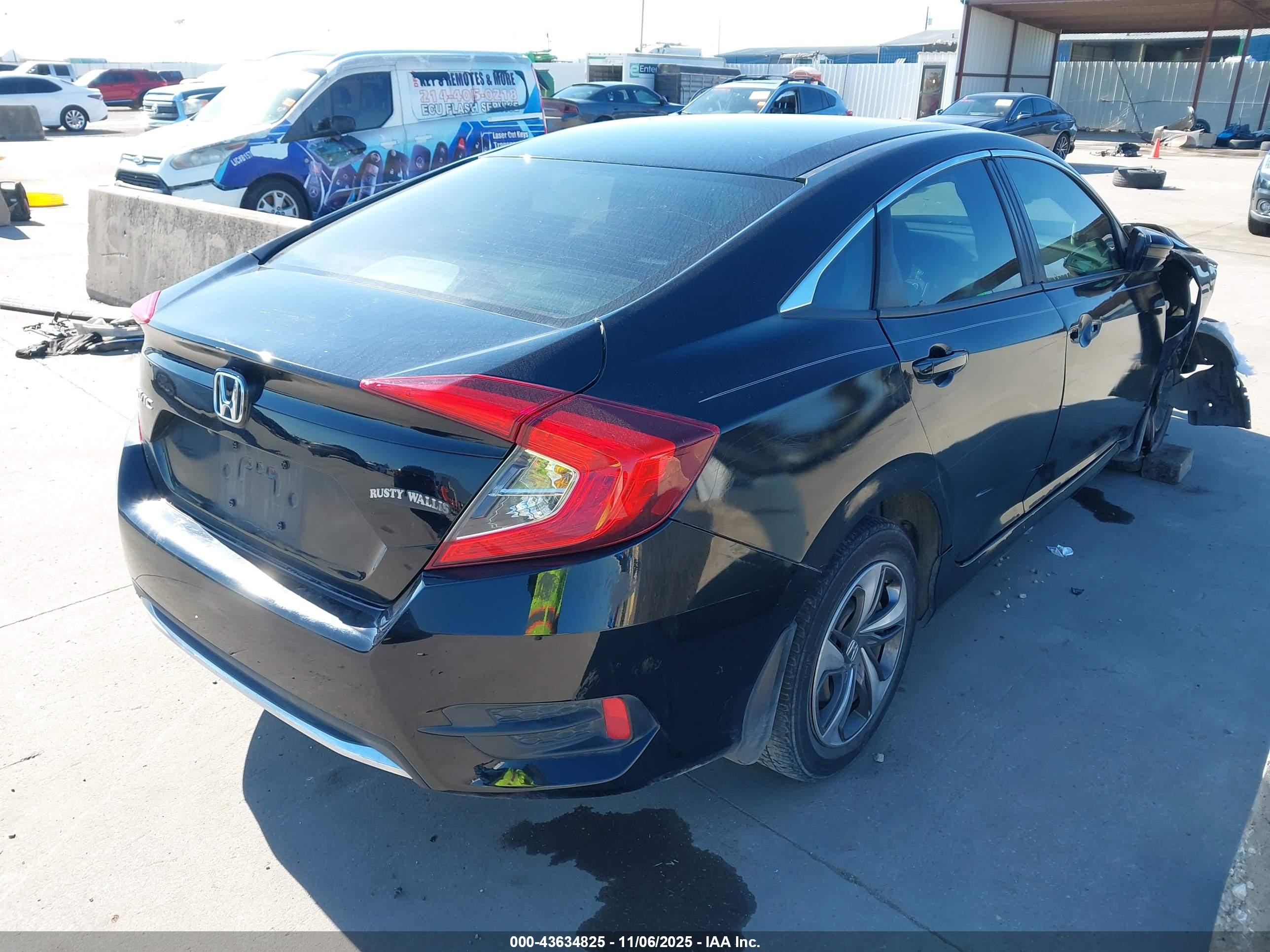 HONDA CIVIC image 4