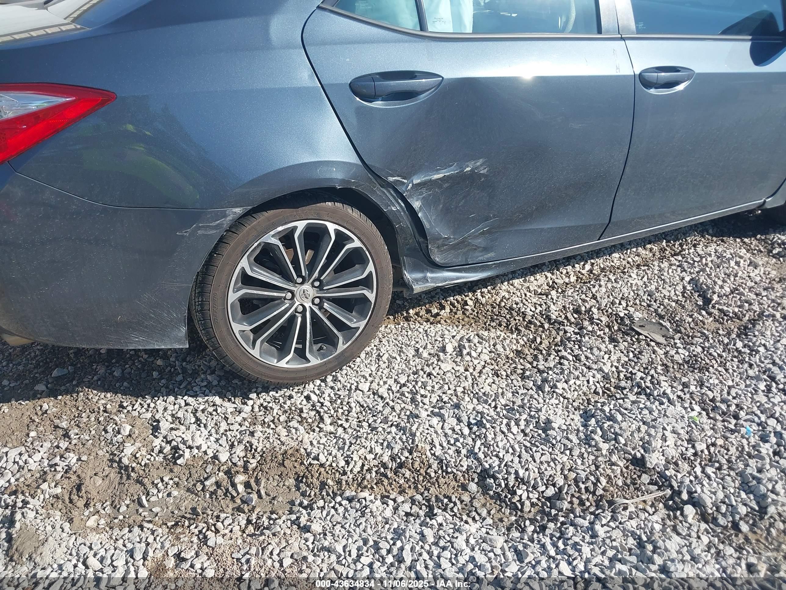 TOYOTA COROLLA image 6