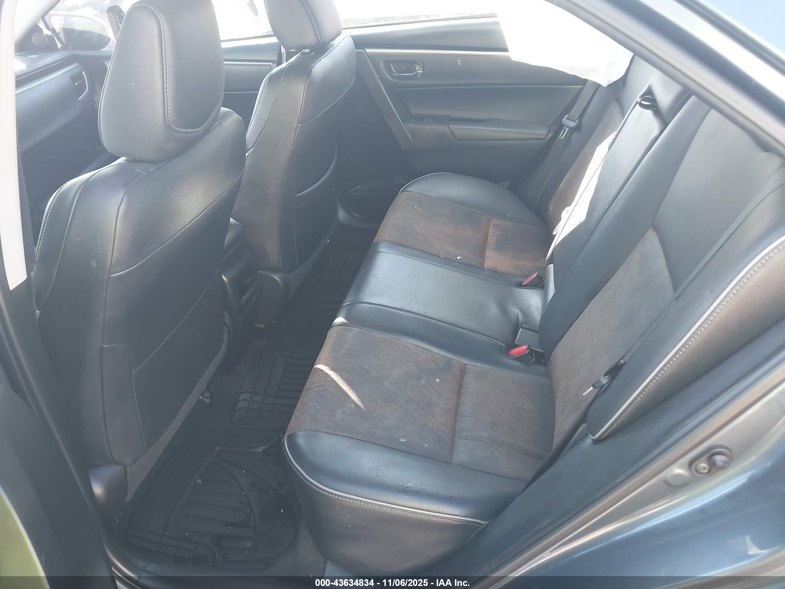 TOYOTA COROLLA image 8
