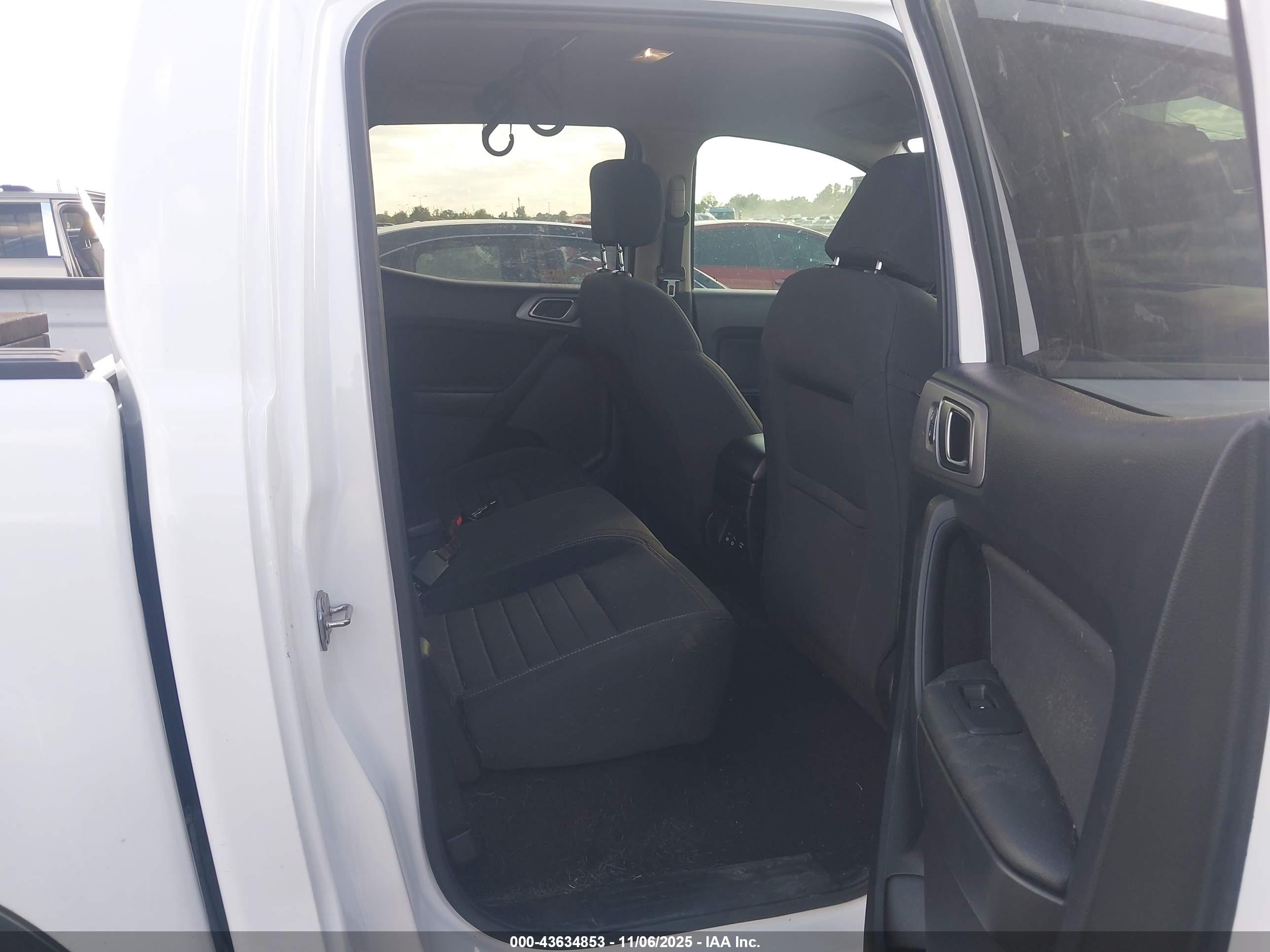 FORD RANGER image 8