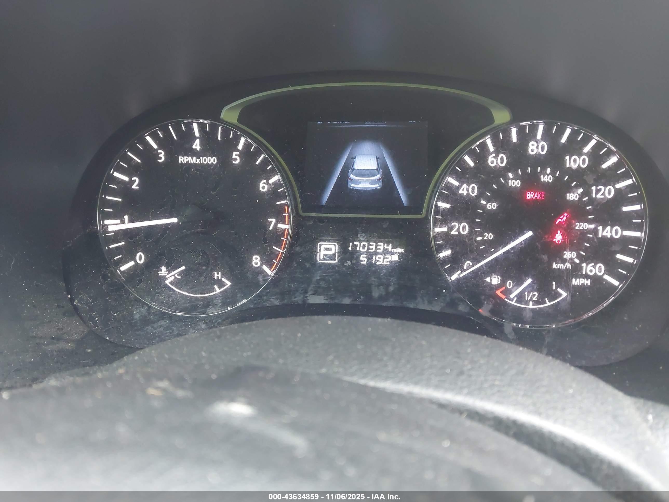 NISSAN PATHFINDER image 7