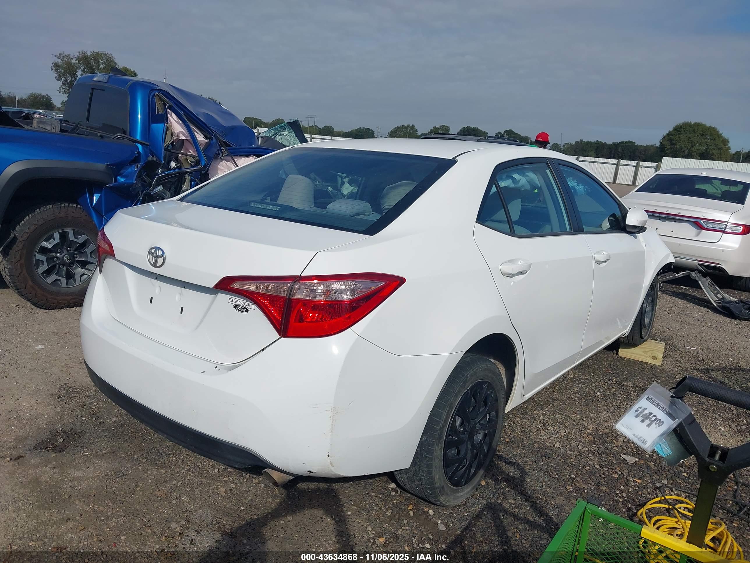 TOYOTA COROLLA image 4