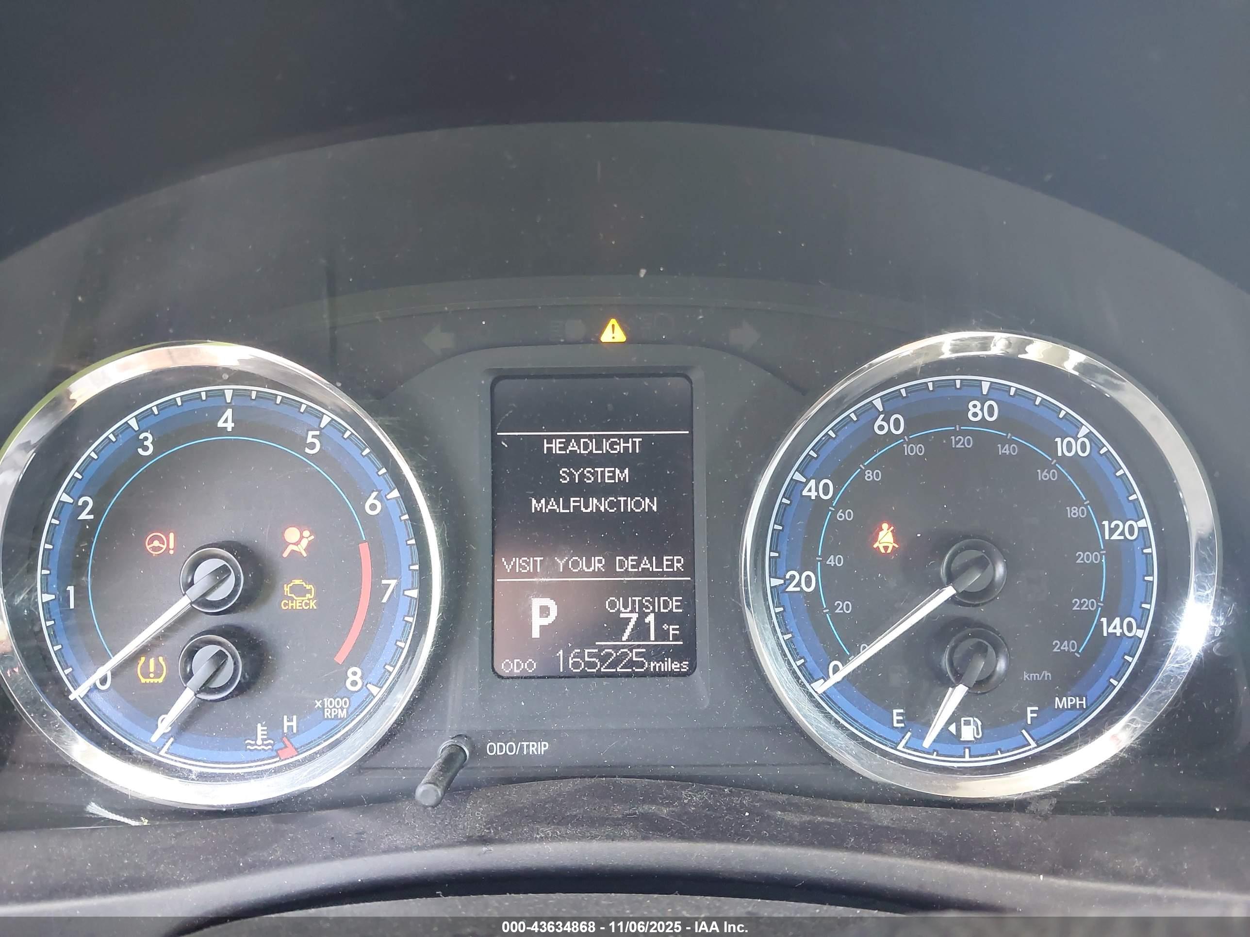 TOYOTA COROLLA image 7