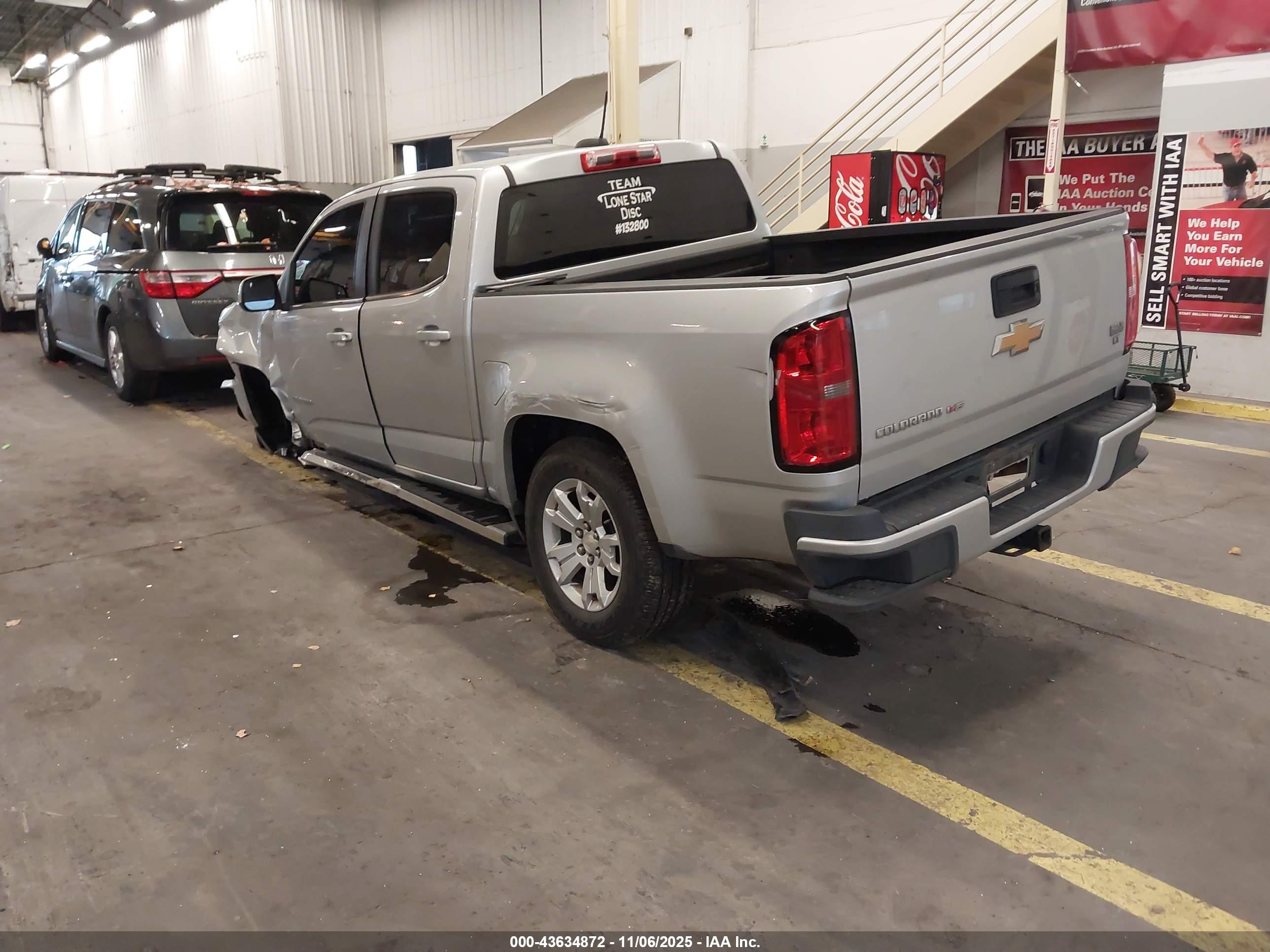 CHEVROLET COLORADO image 3