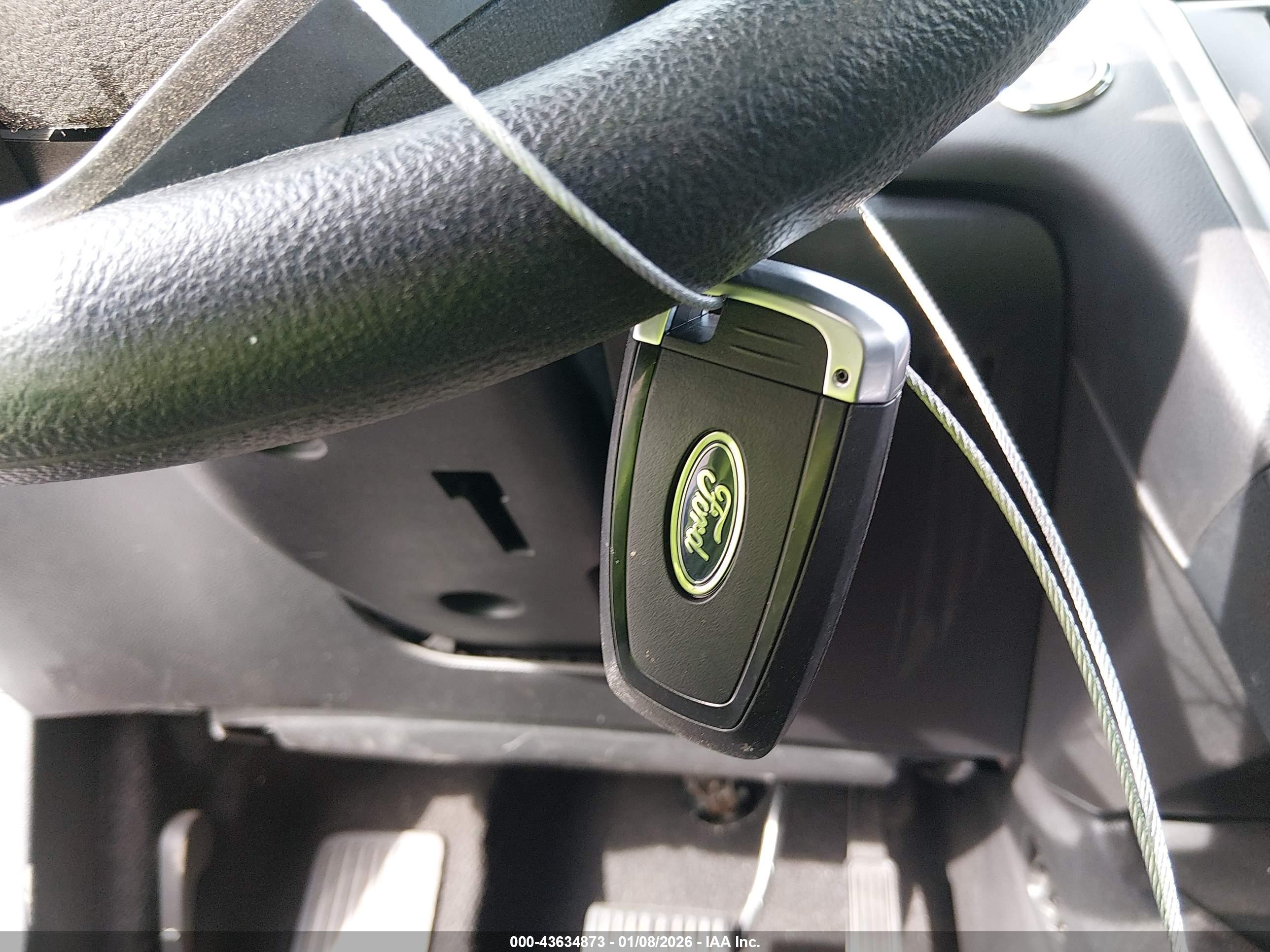 FORD FUSION image 11