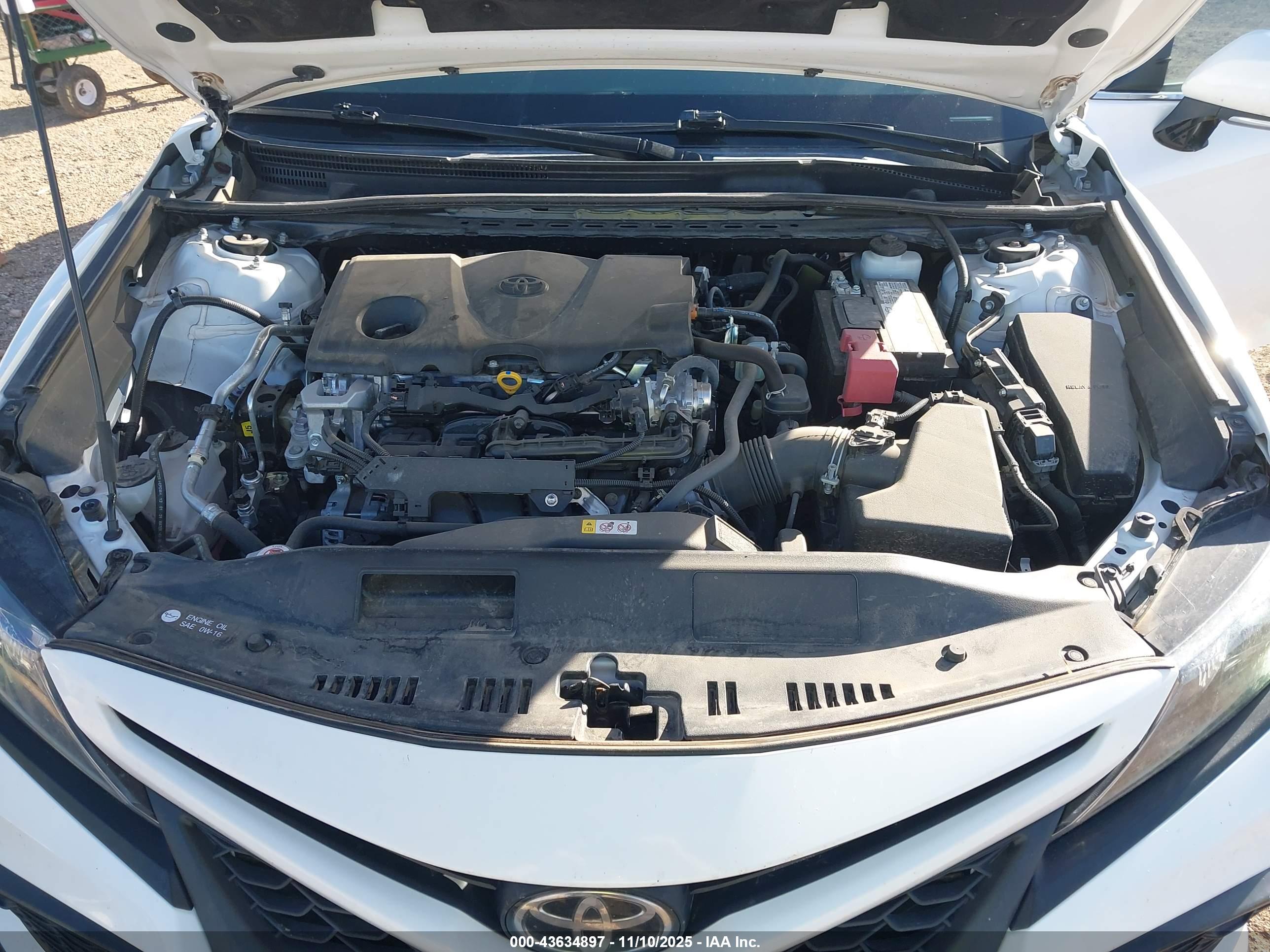 TOYOTA CAMRY image 10