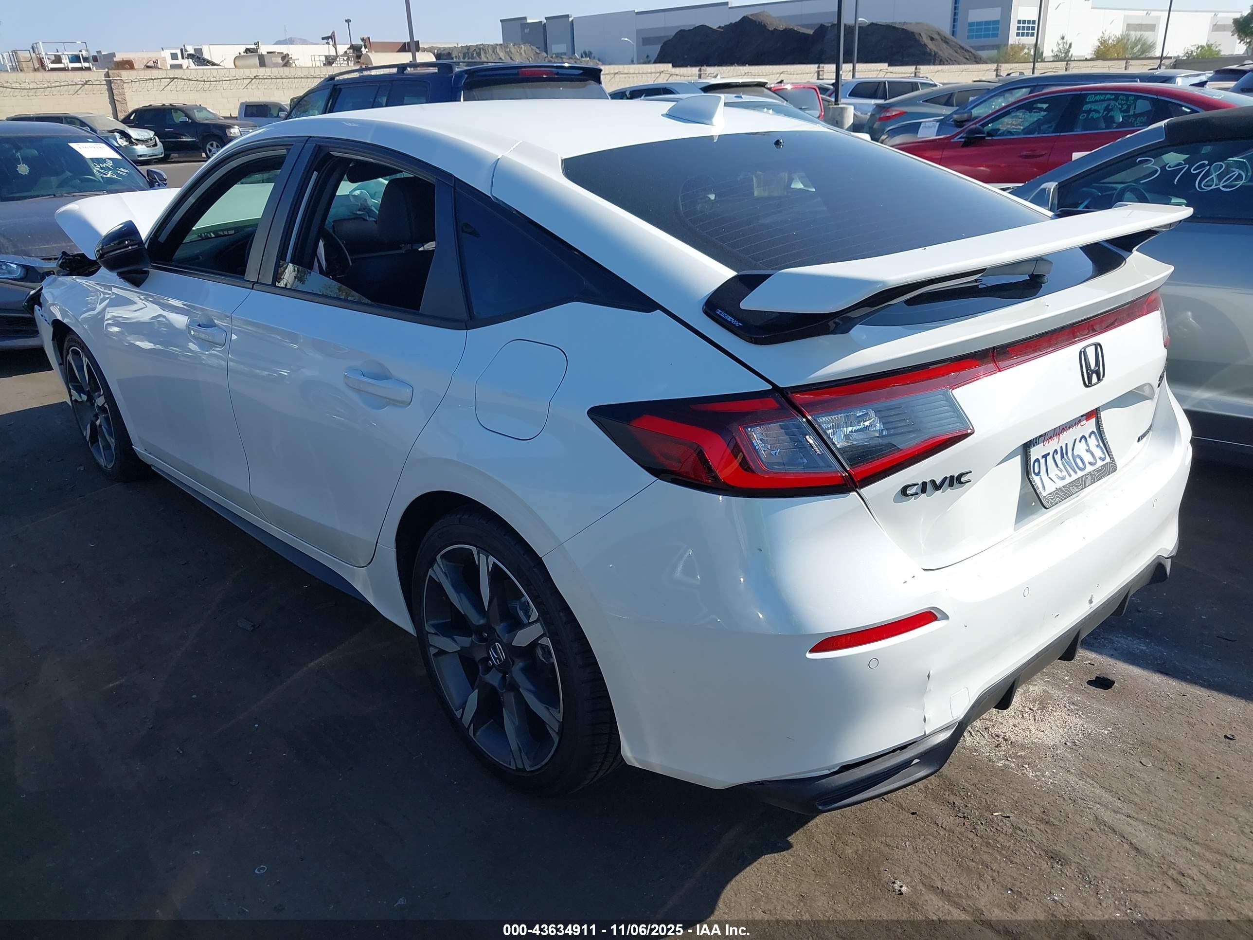 HONDA CIVIC image 3