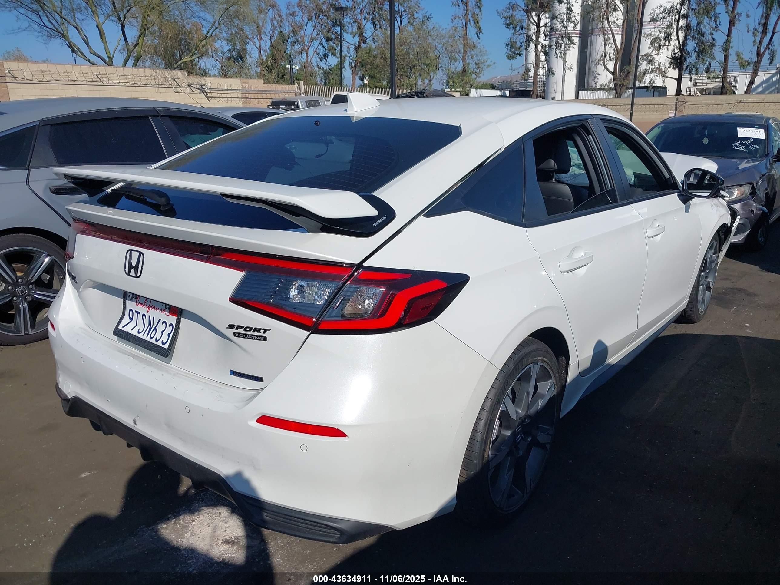 HONDA CIVIC image 4