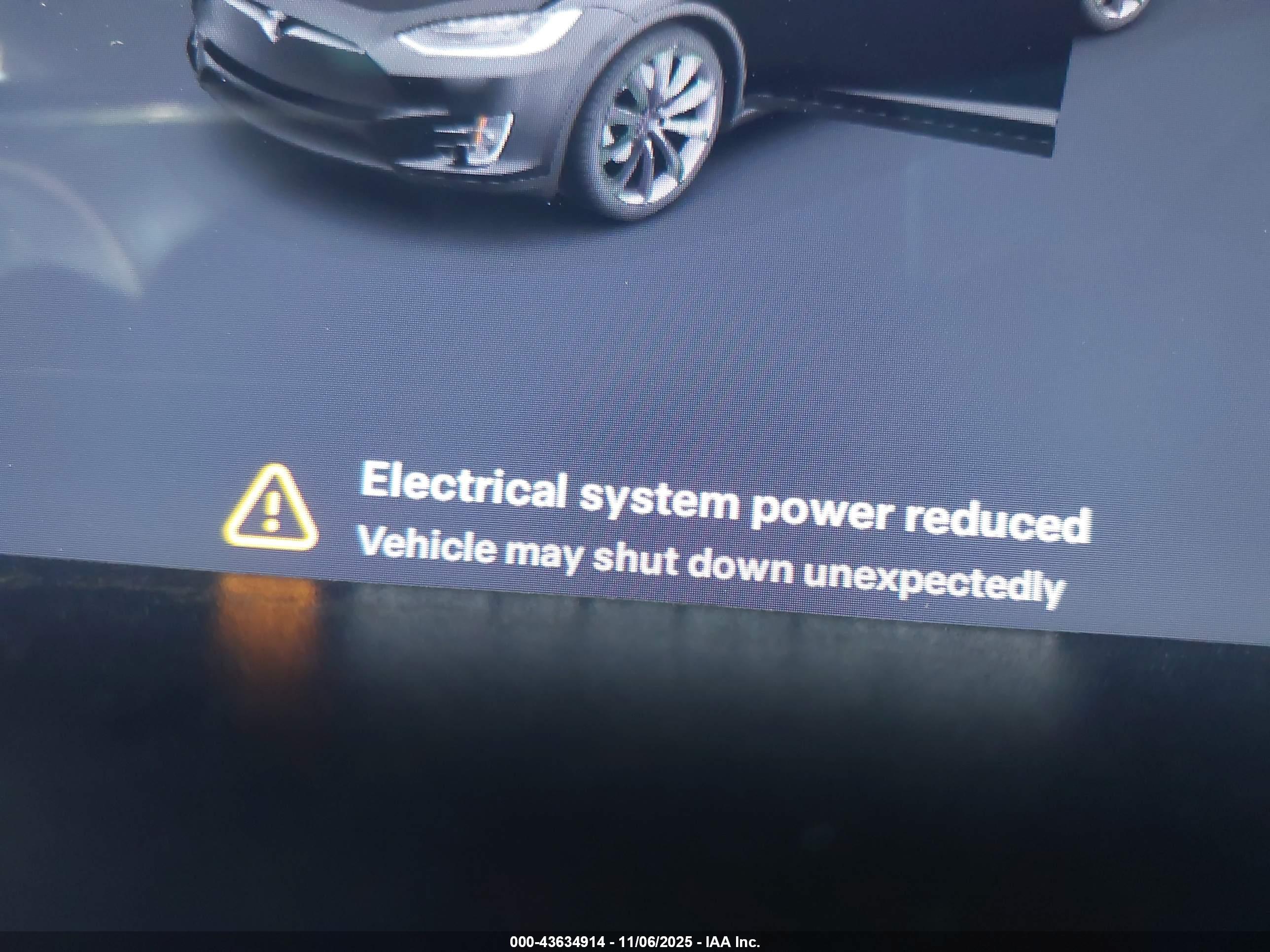 TESLA MODEL image 6