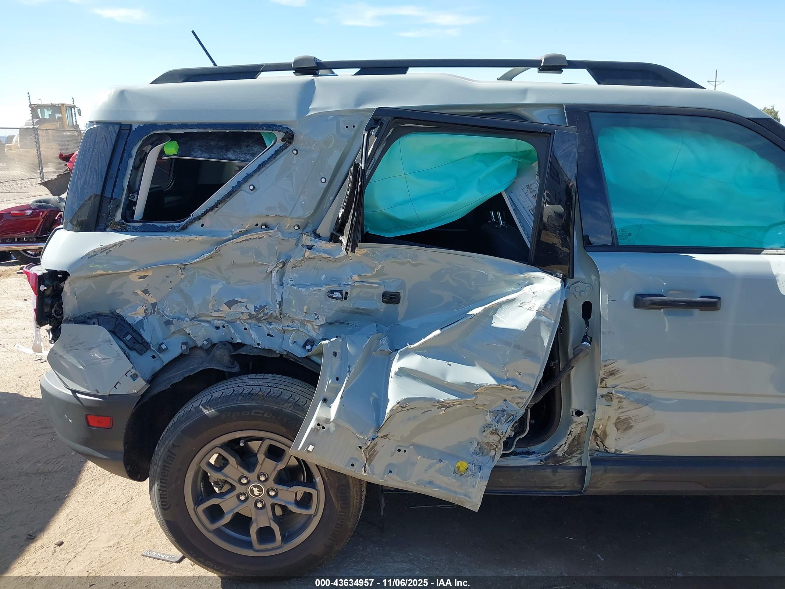 FORD BRONCO image 6