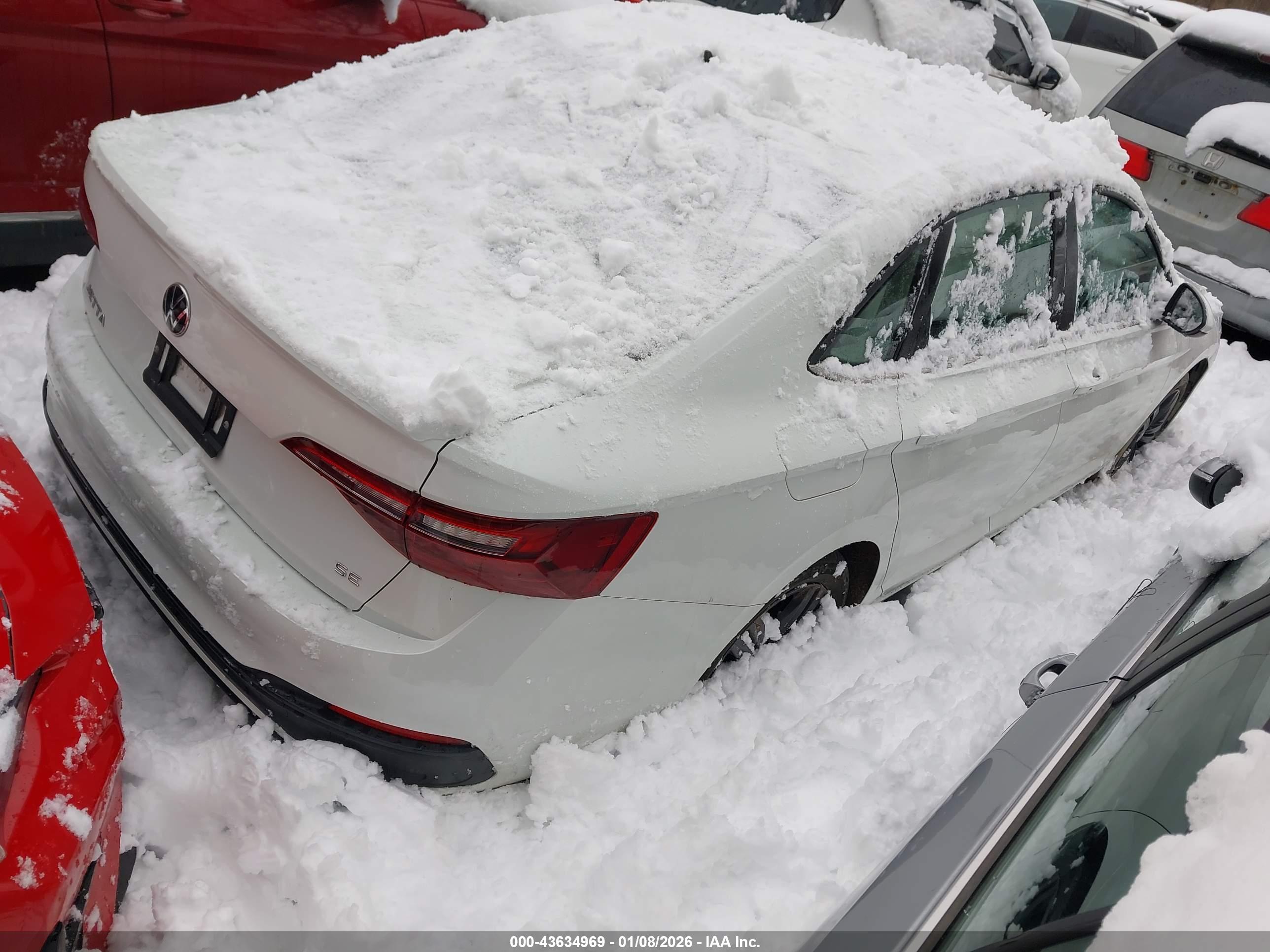 VOLKSWAGEN JETTA image 4