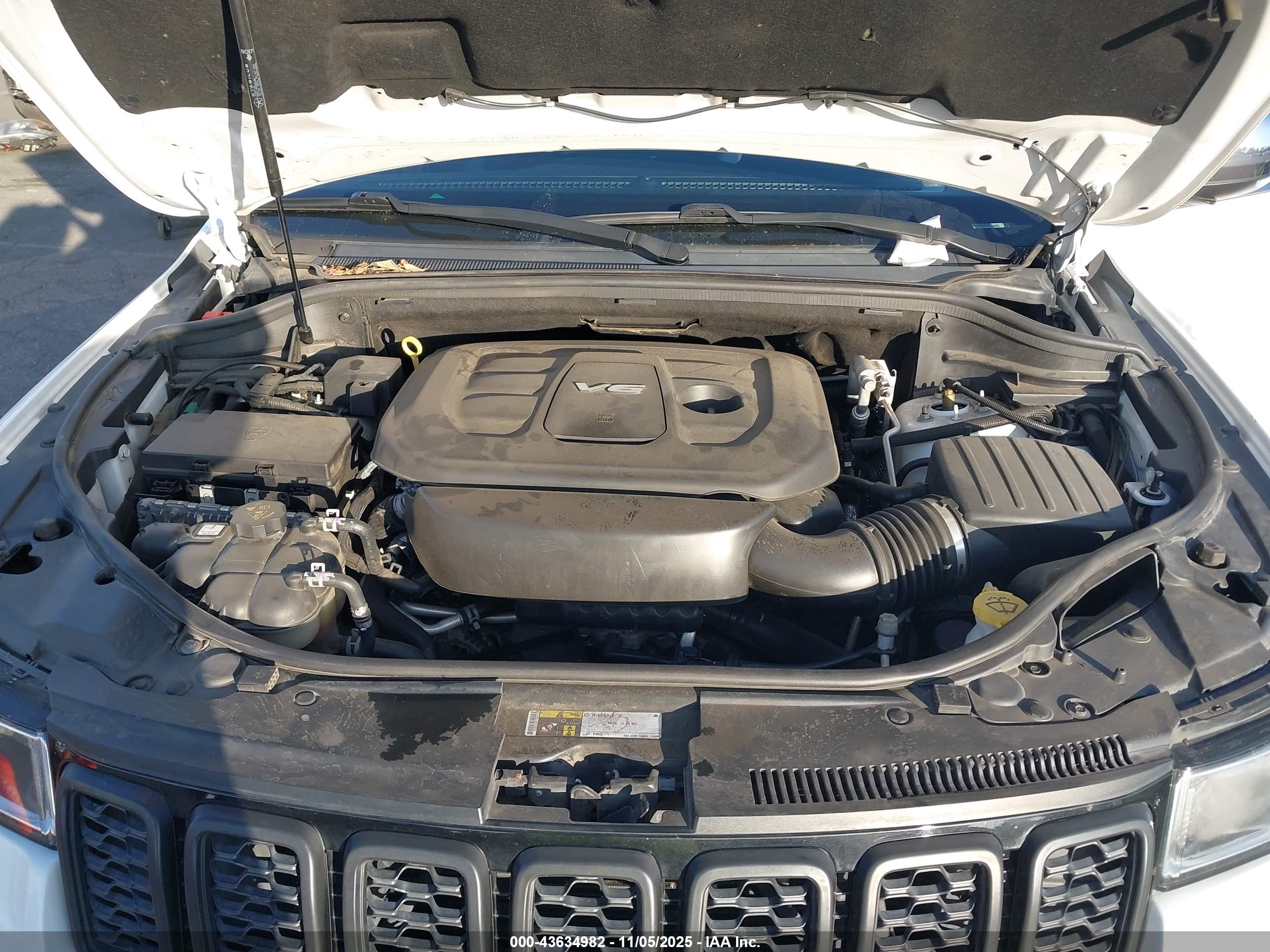 JEEP GRAND image 10