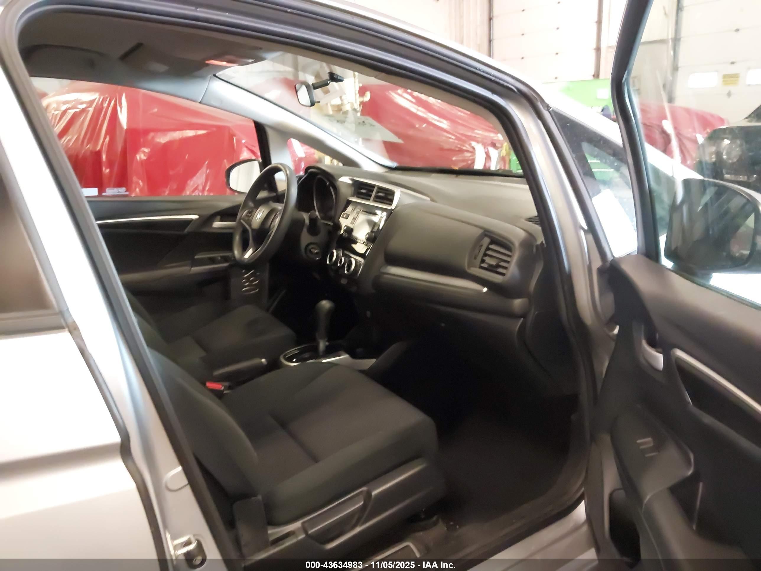 HONDA FIT image 5