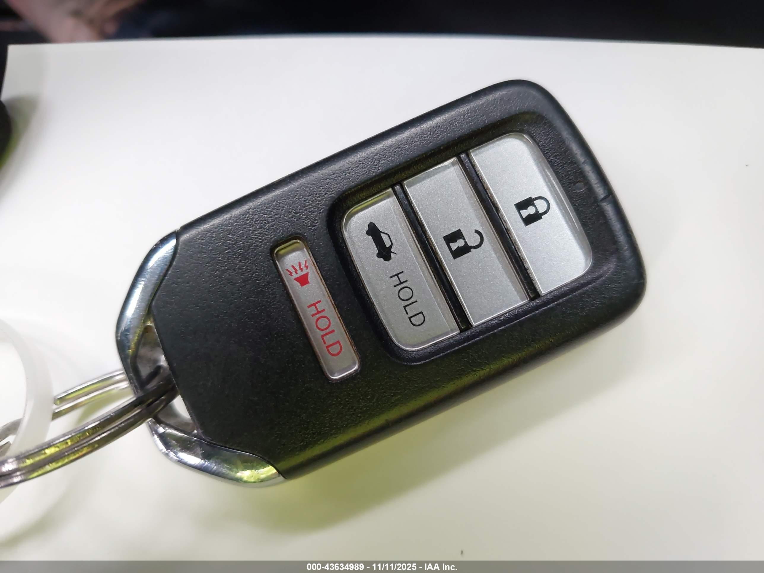 HONDA ACCORD image 11