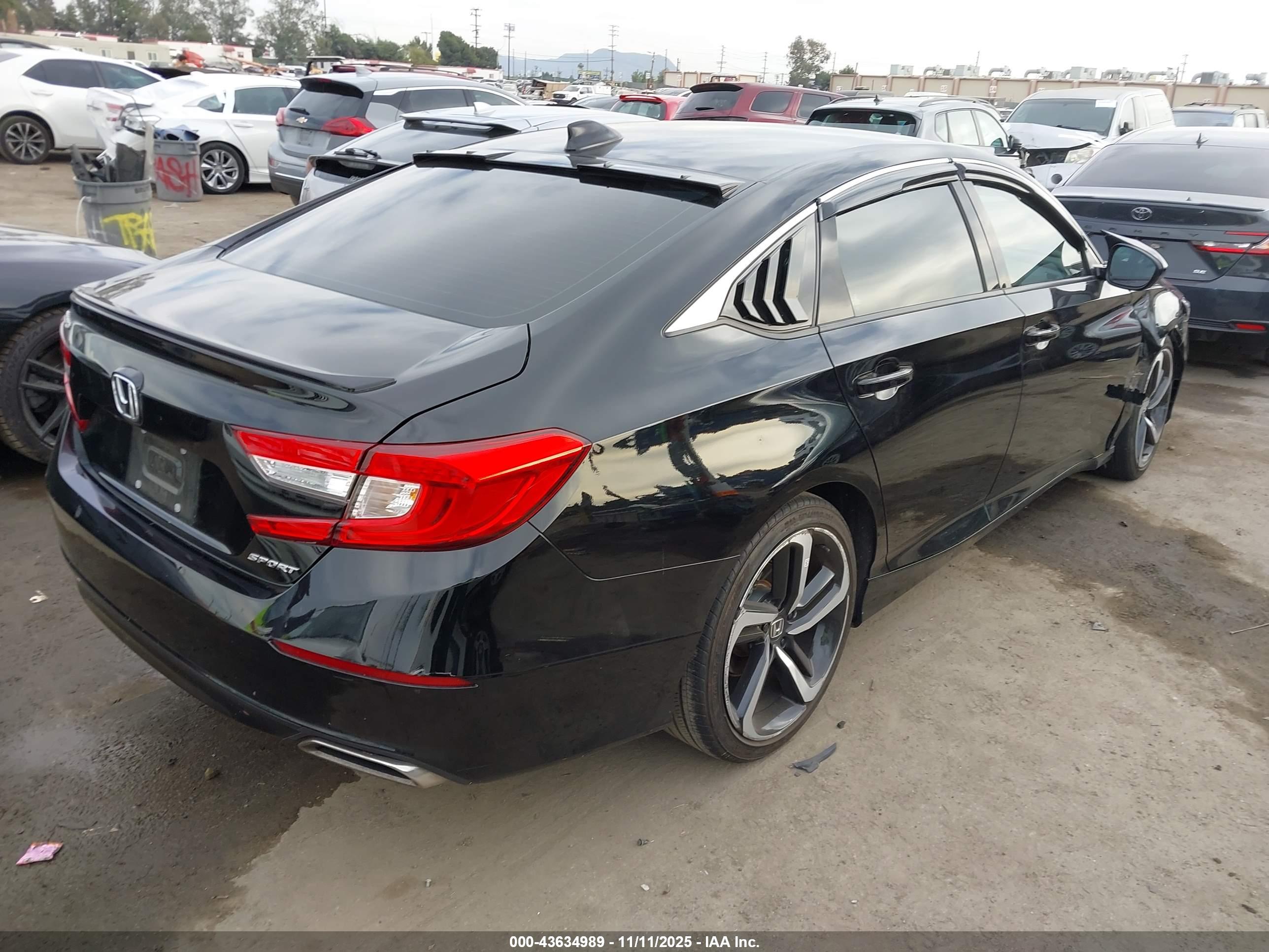 HONDA ACCORD image 4