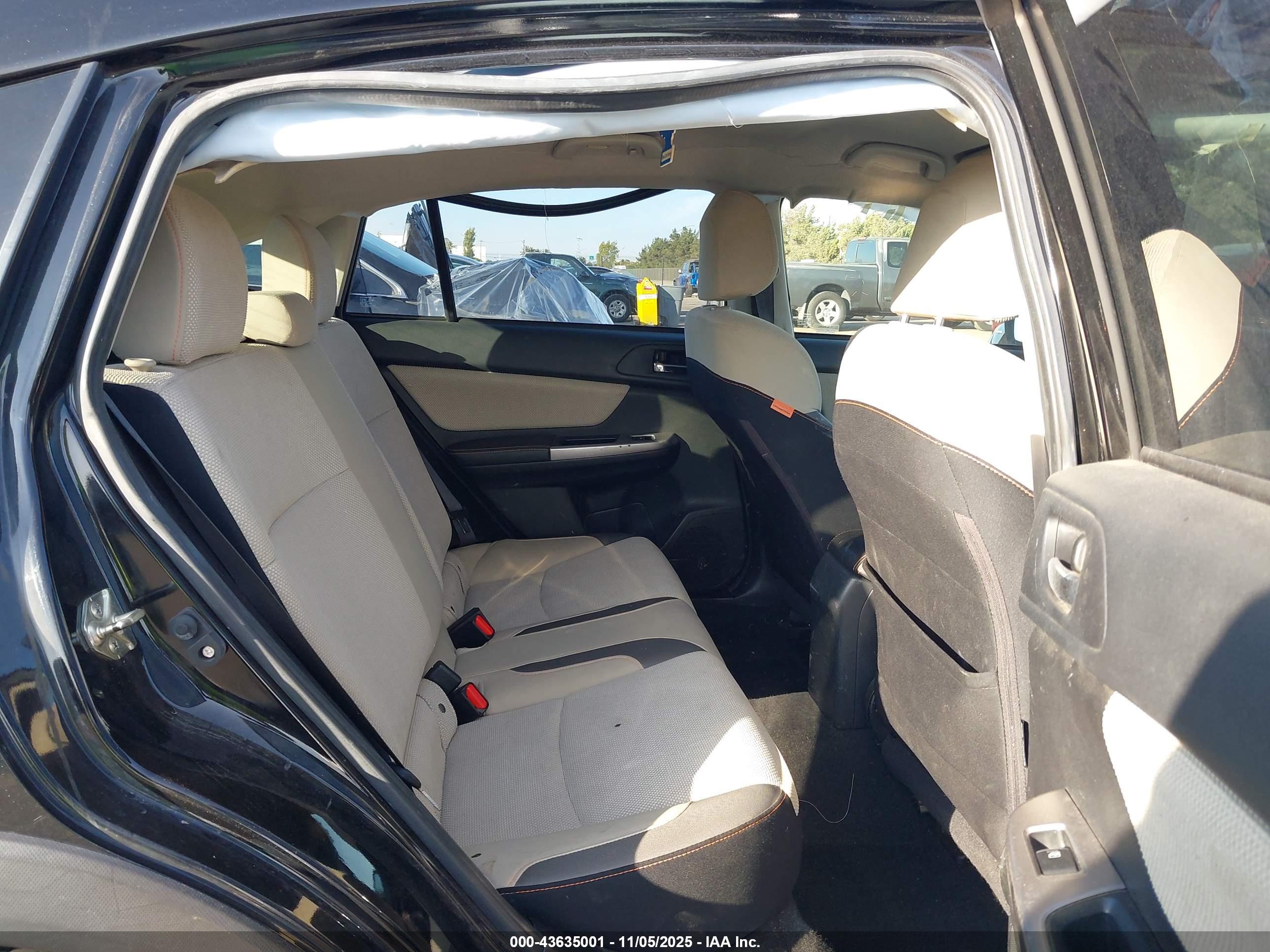 SUBARU CROSSTREK image 8