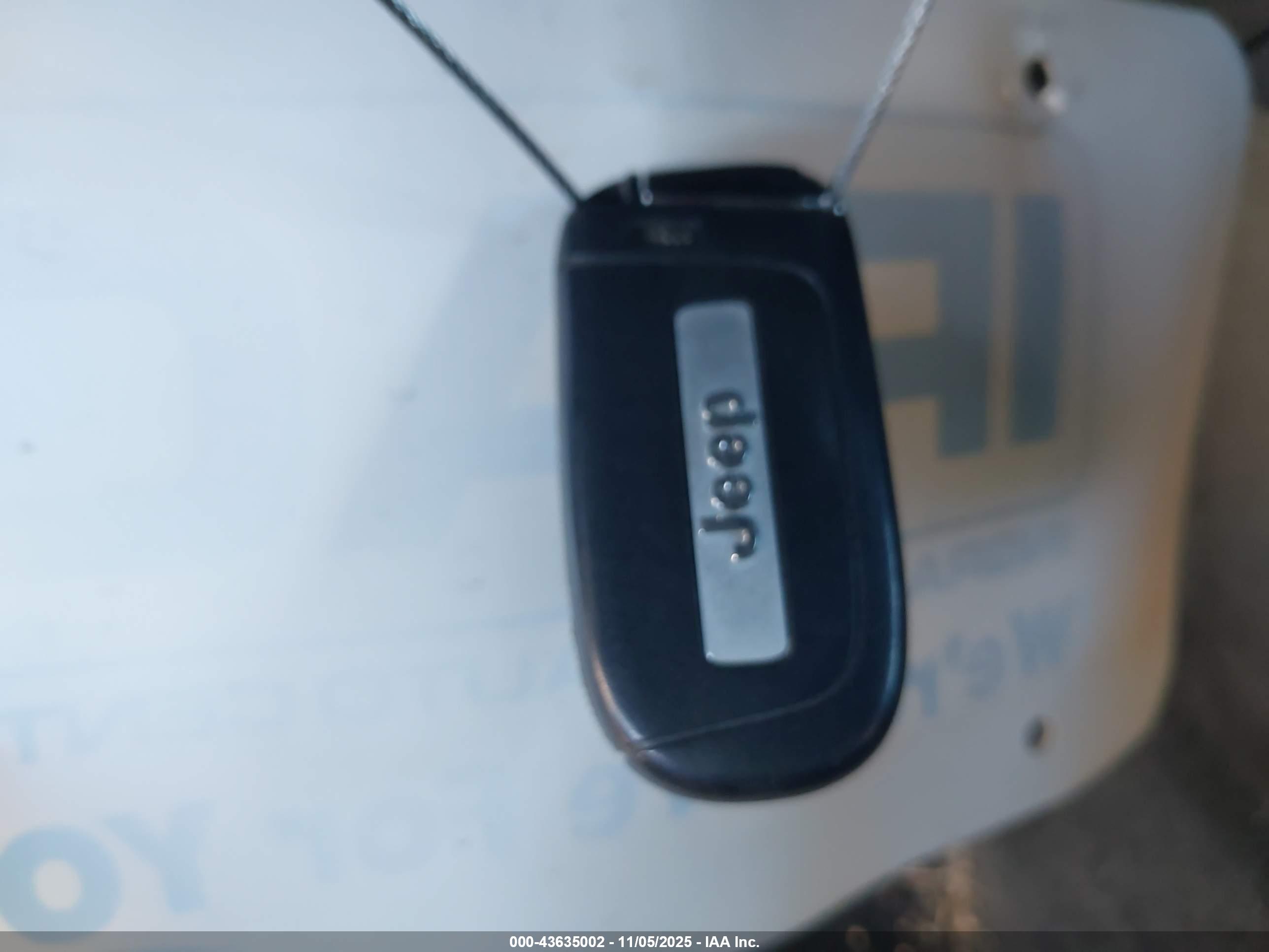 JEEP COMPASS image 11