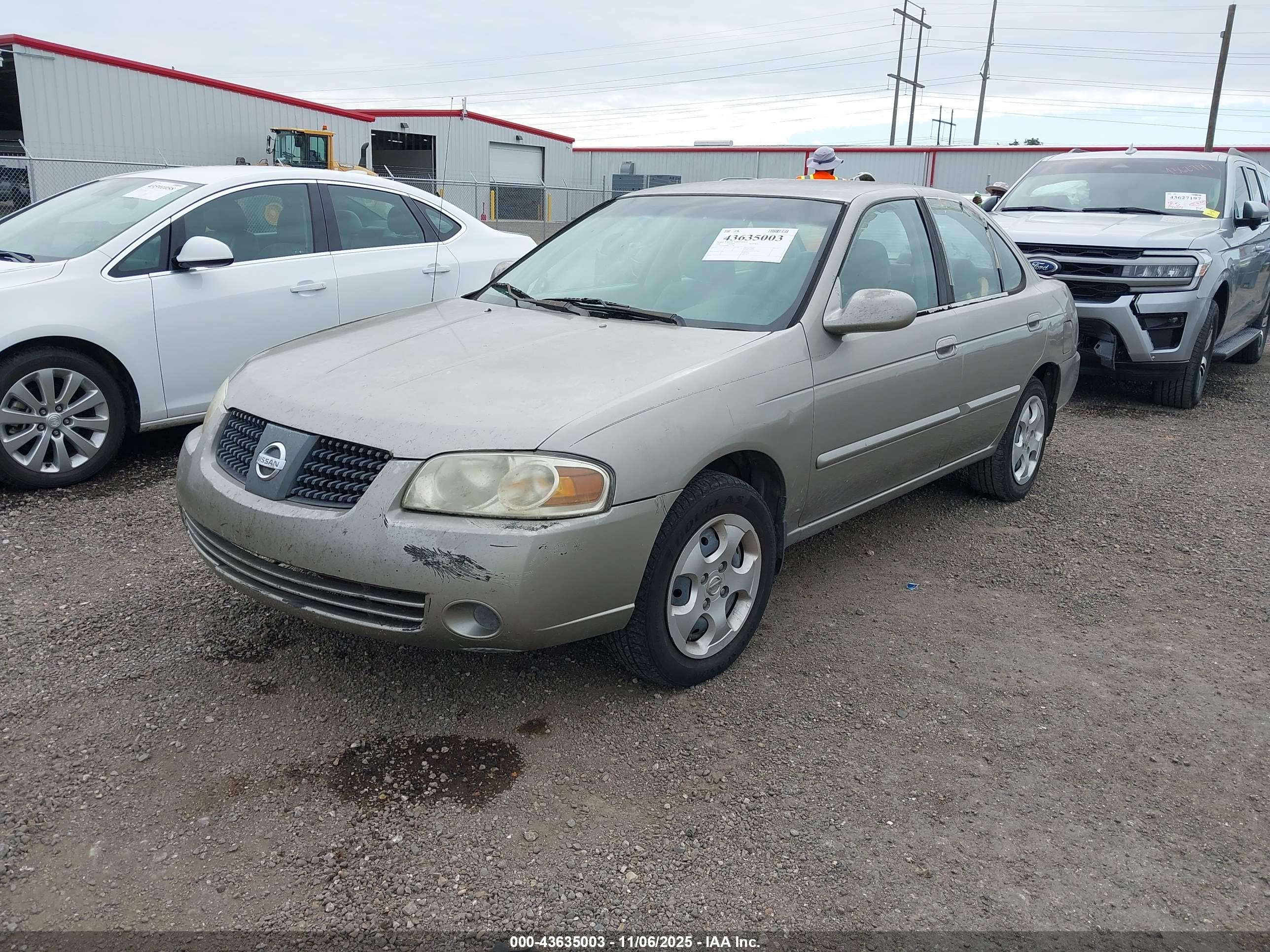 NISSAN SENTRA image 2