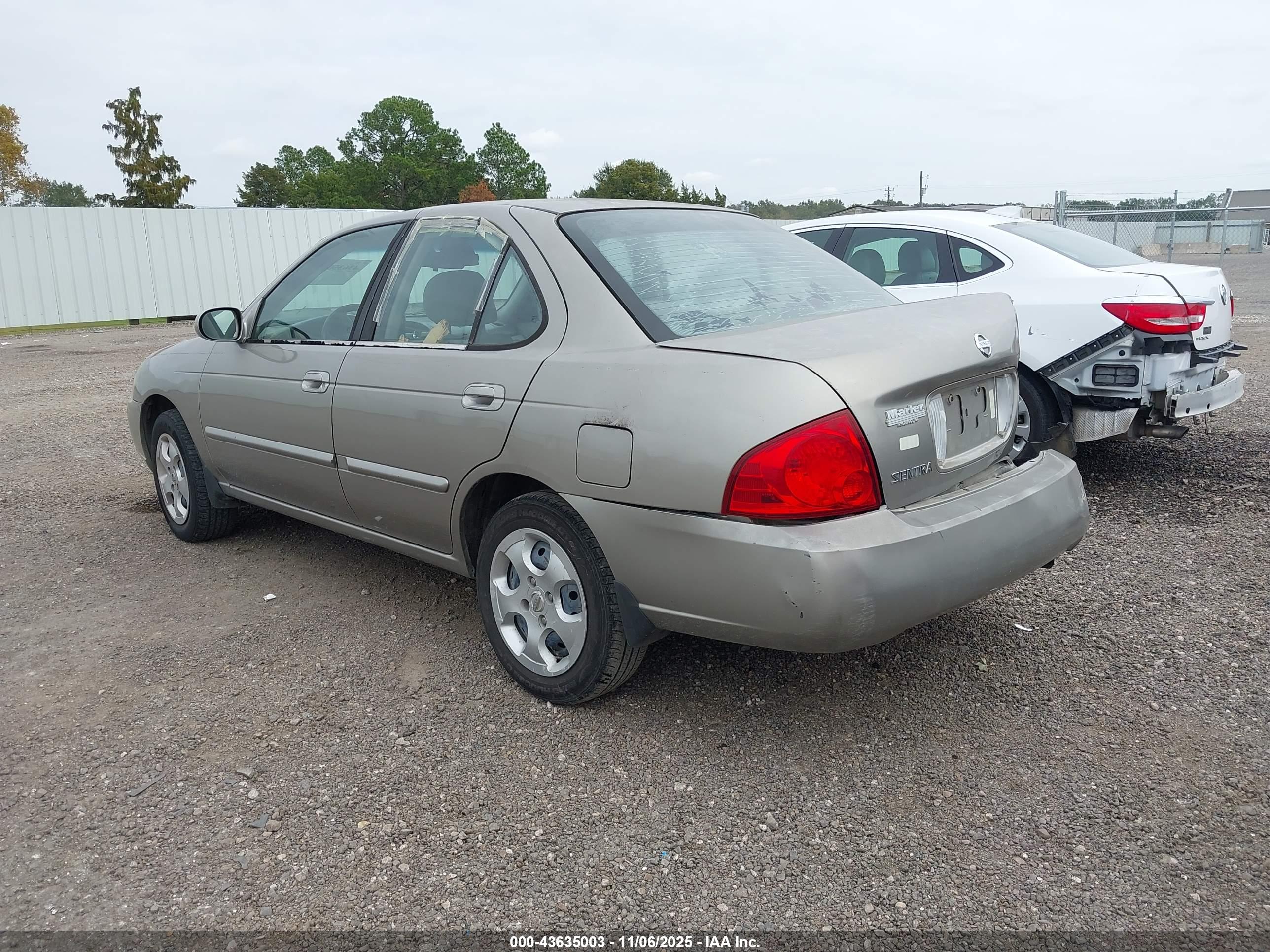 NISSAN SENTRA image 3
