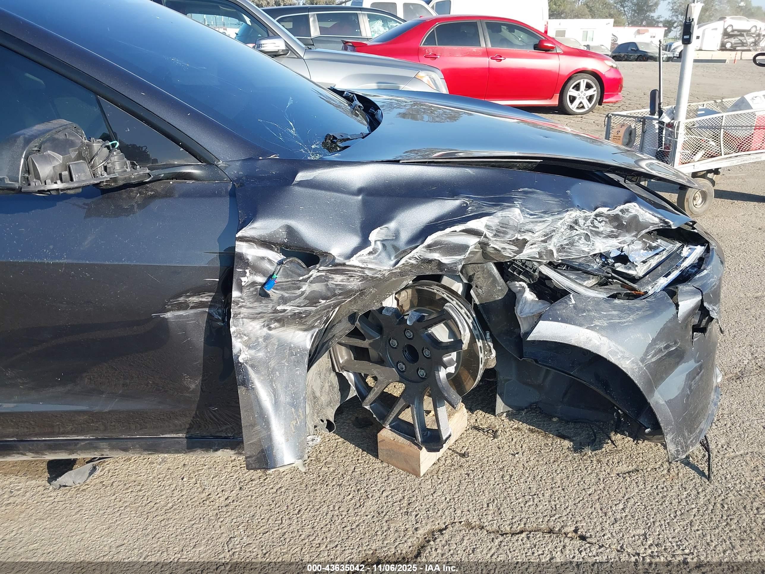 TESLA MODEL image 6