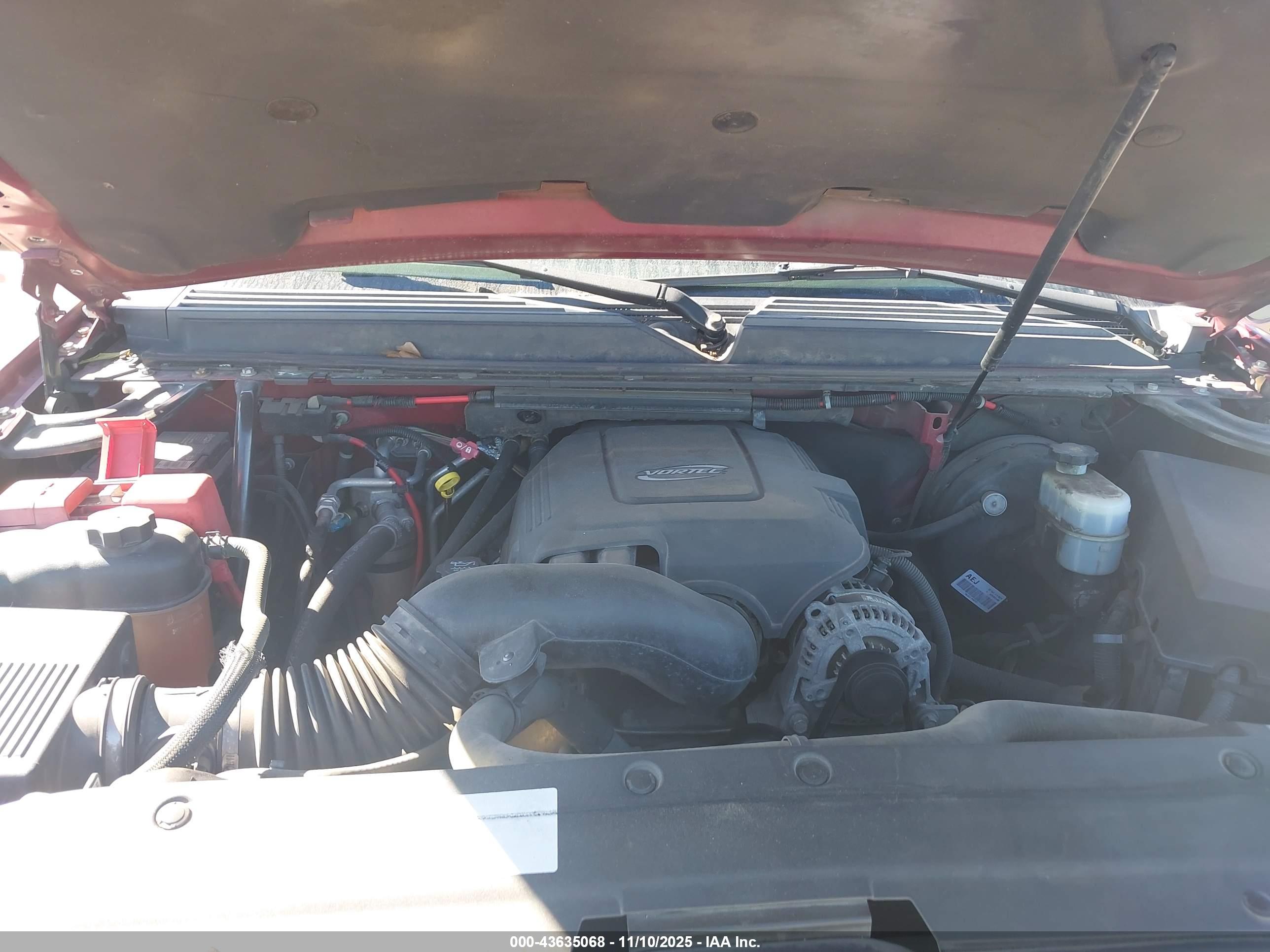 CHEVROLET TAHOE image 10