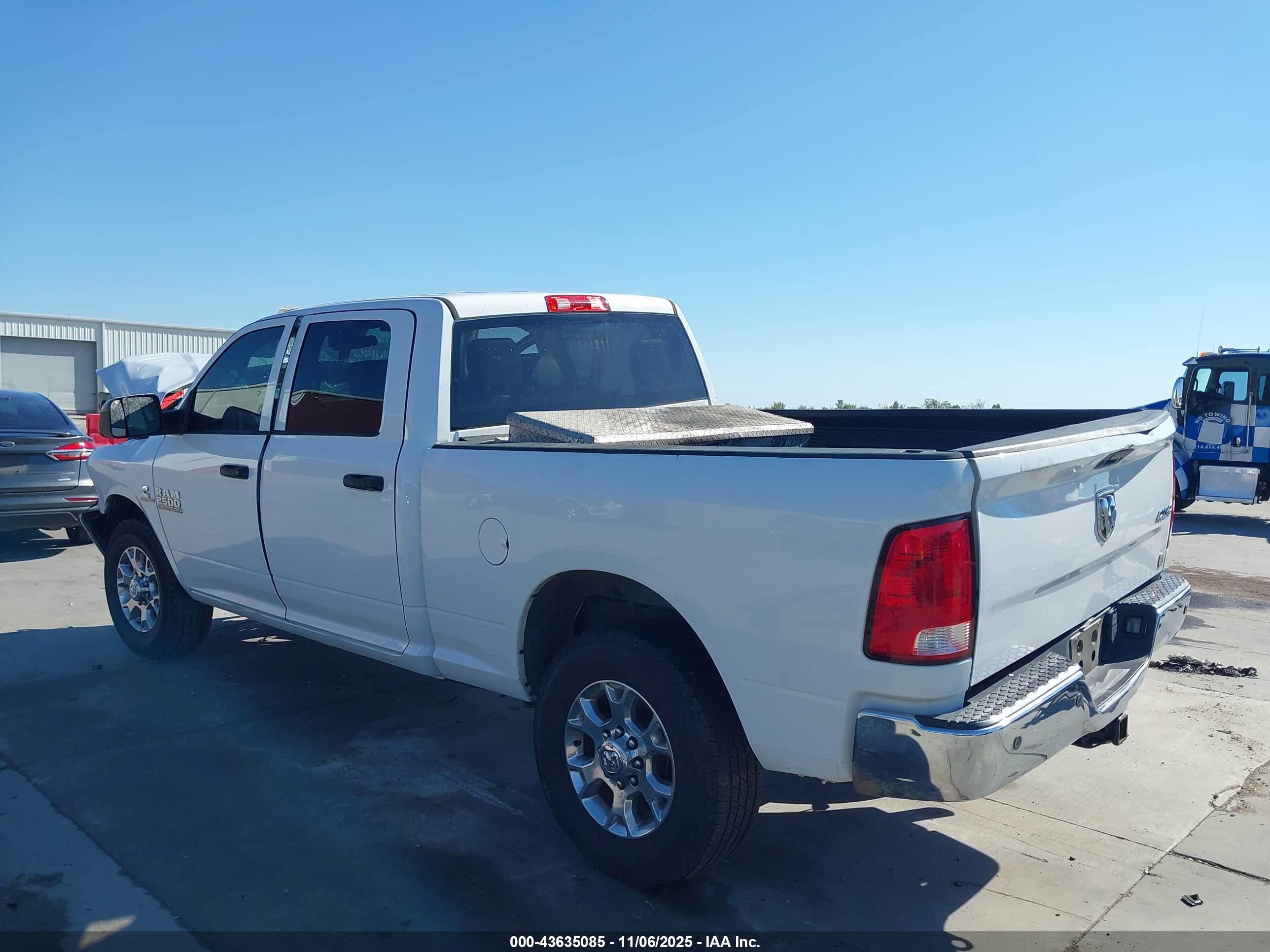 RAM 2500 image 3