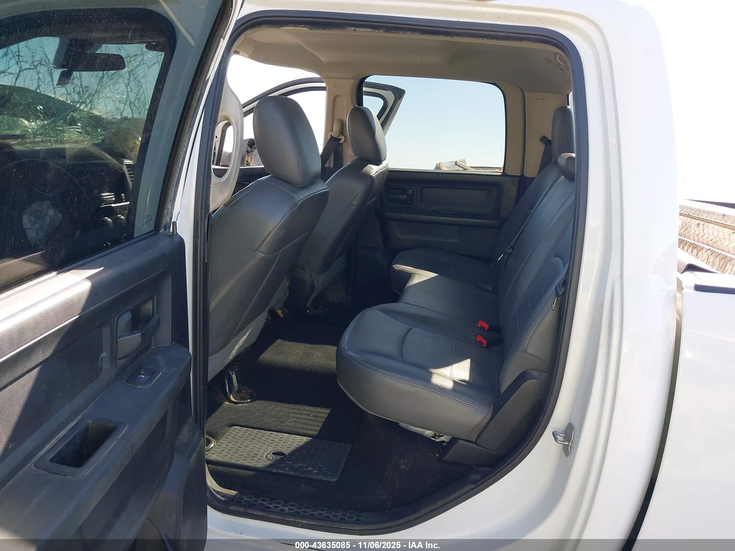 RAM 2500 image 8