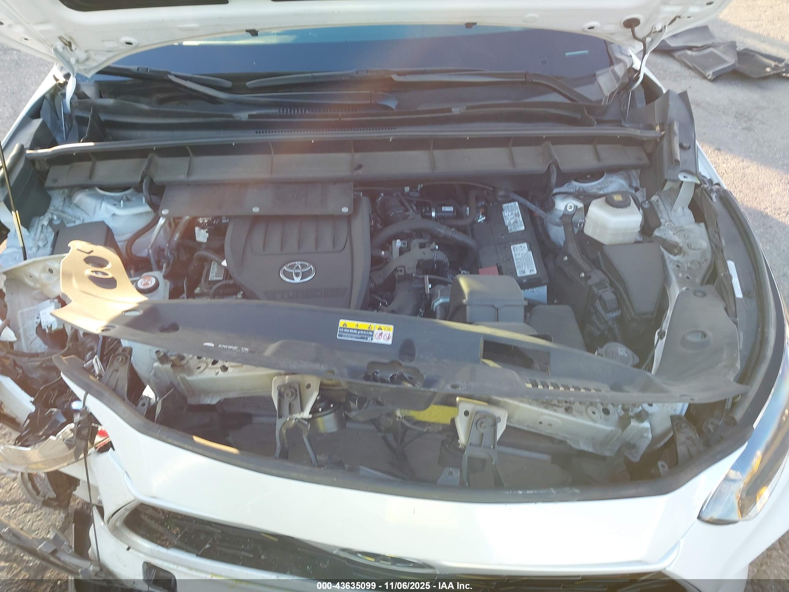 TOYOTA HIGHLANDER image 10
