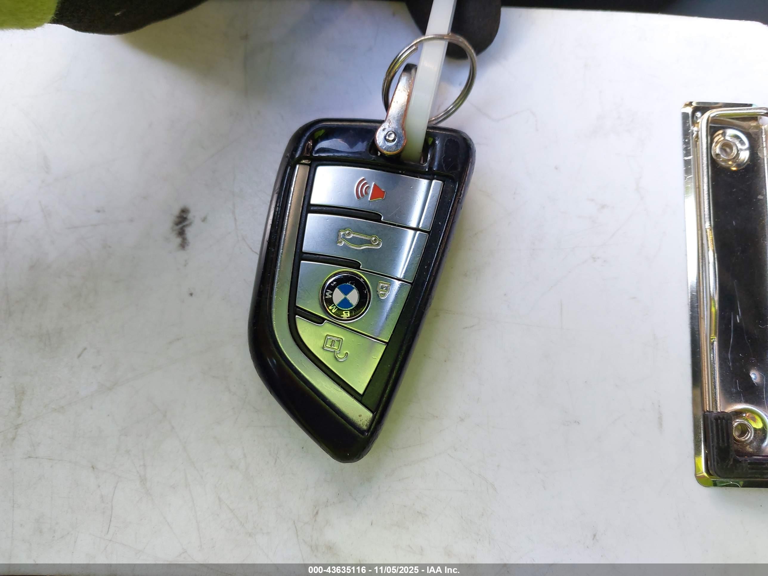 BMW X5 image 11