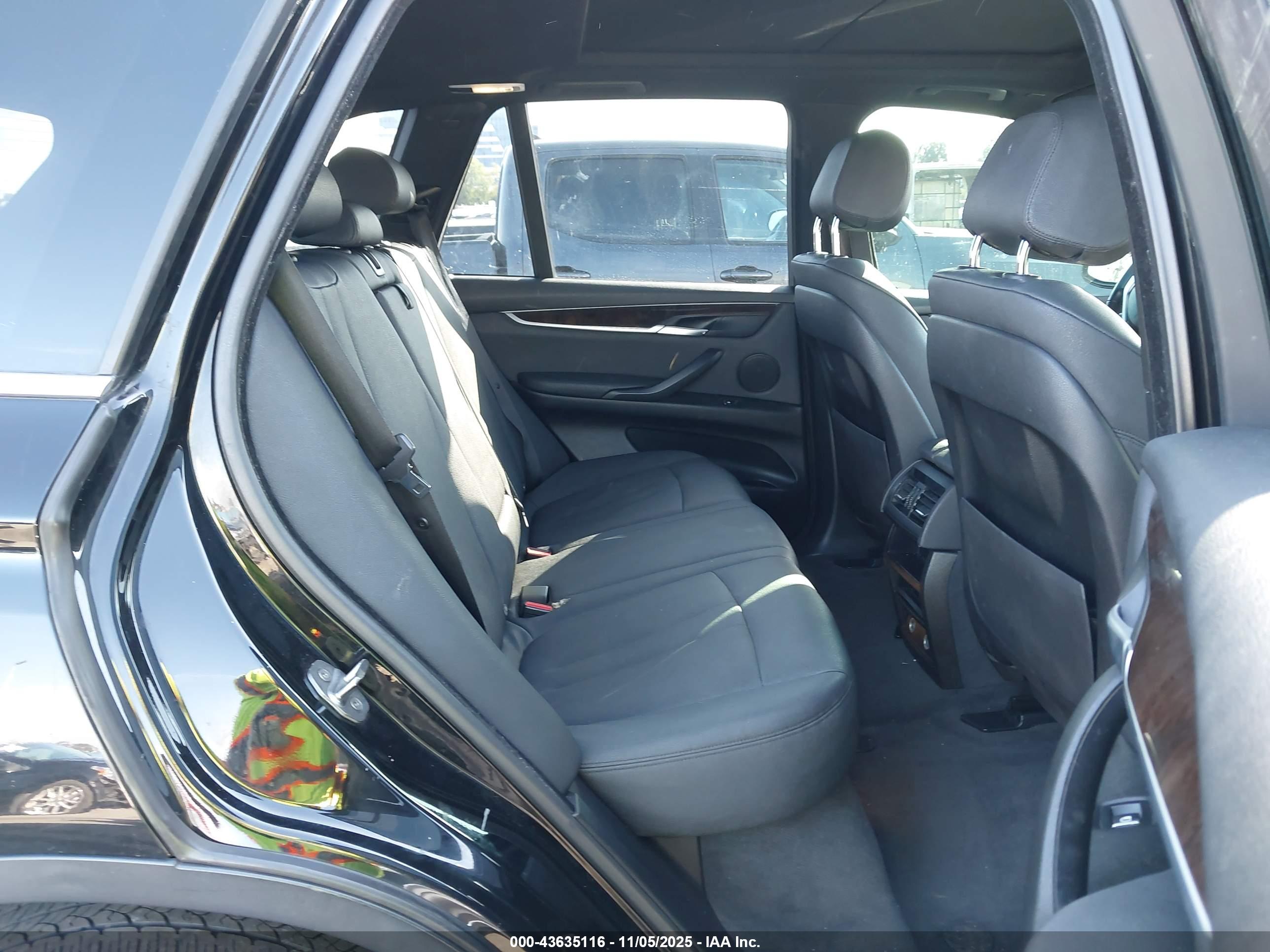 BMW X5 image 8