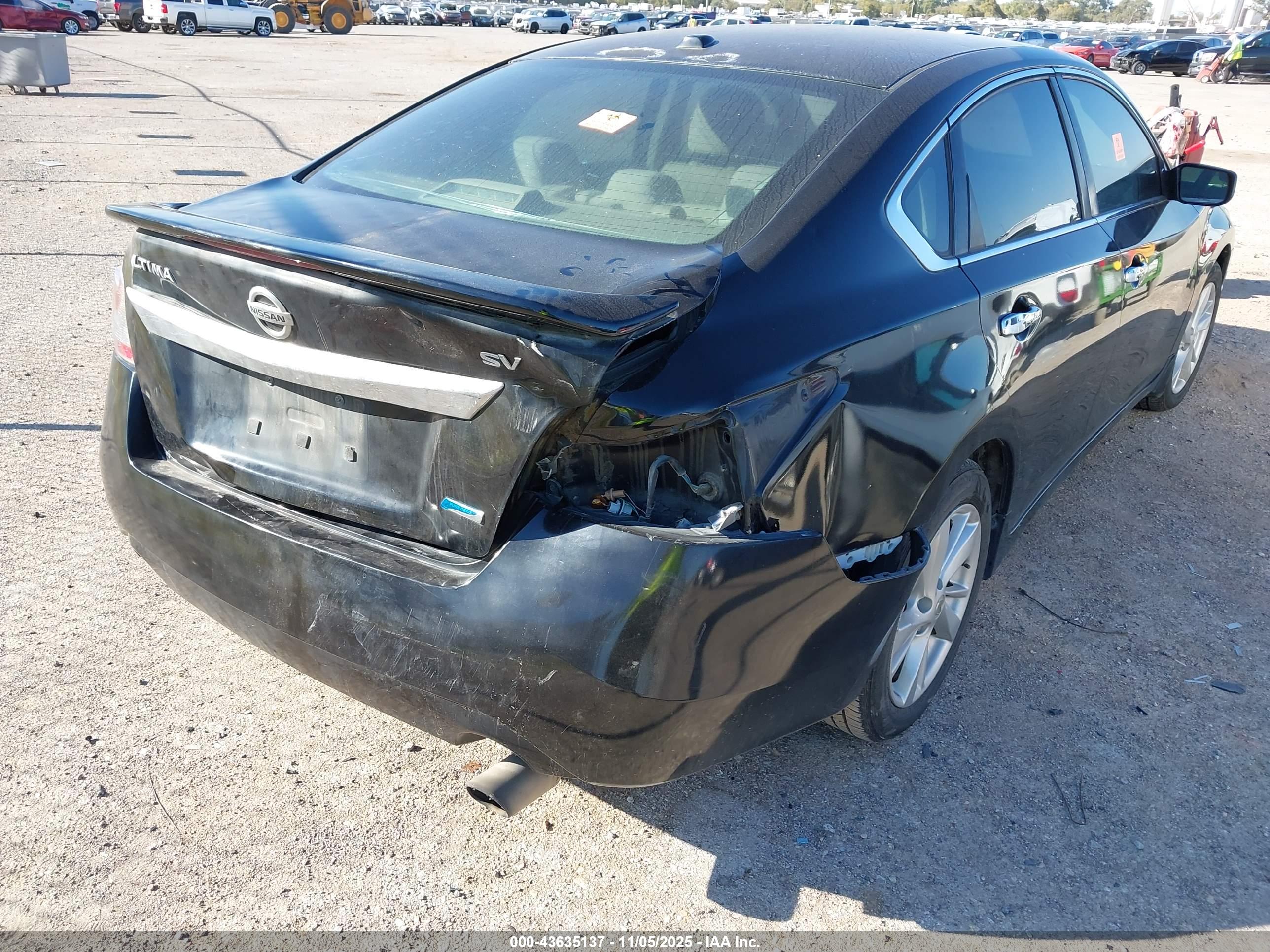 NISSAN ALTIMA image 6