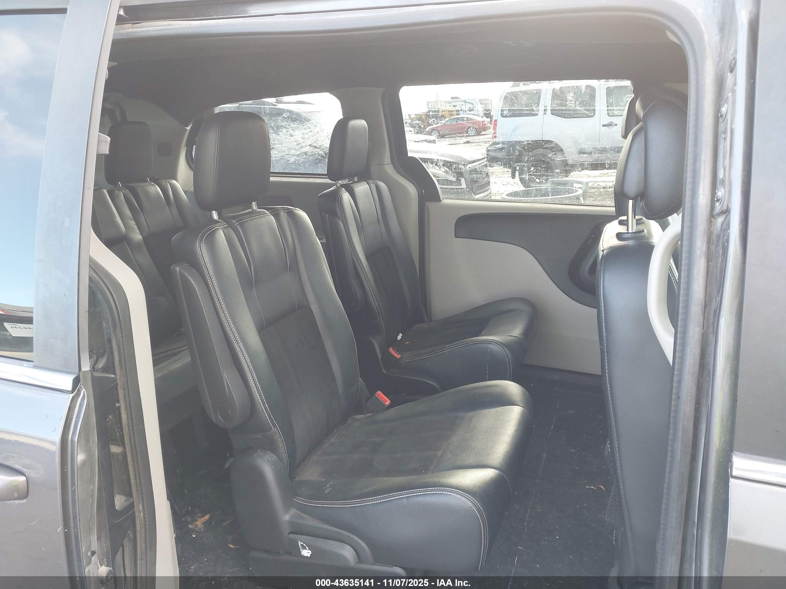 DODGE GRAND image 8