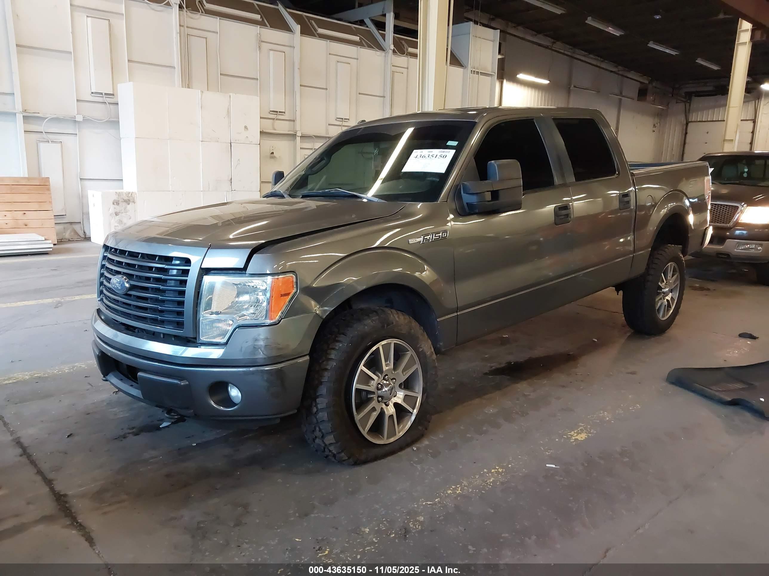 FORD F-150 image 2