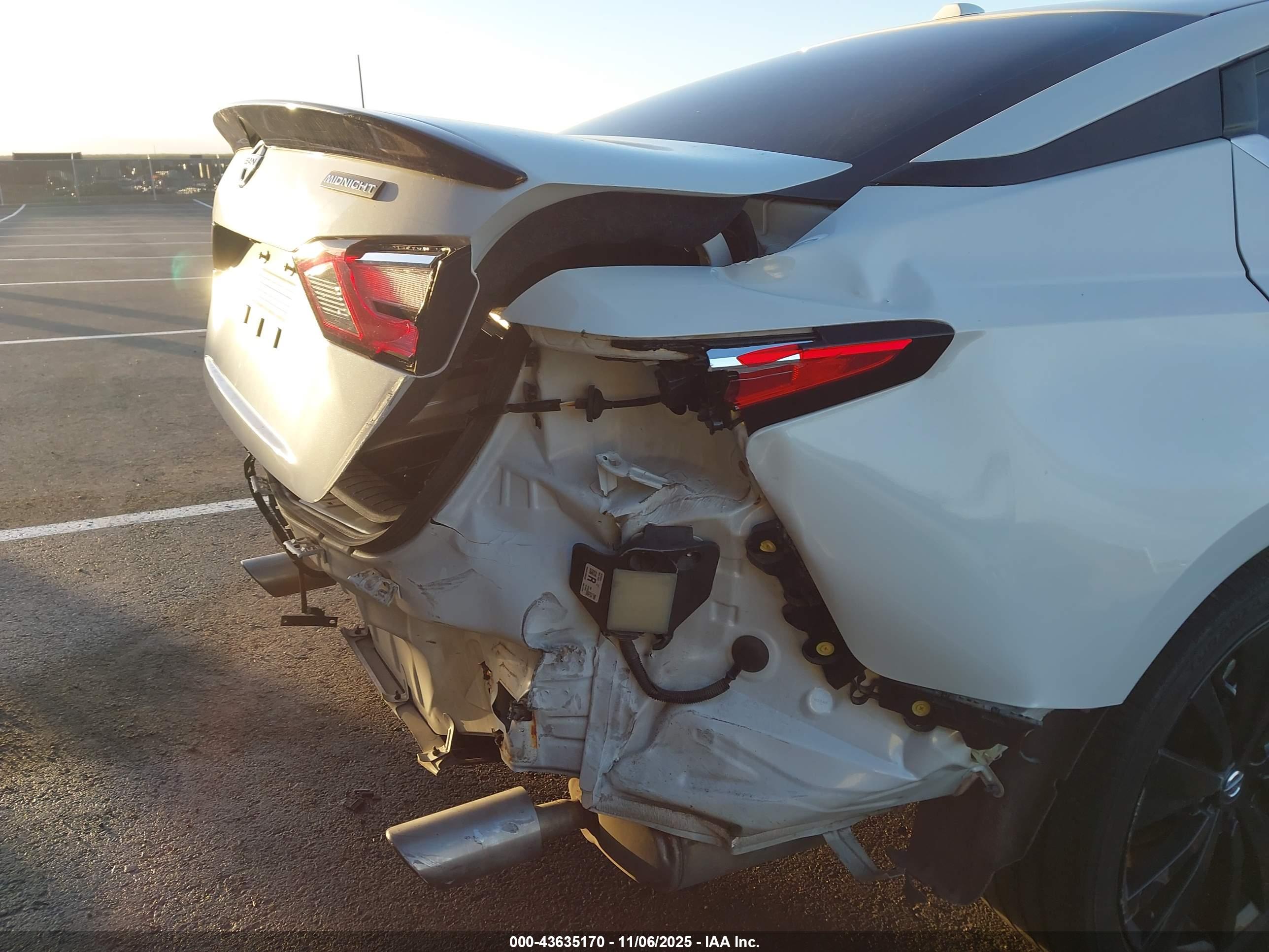 NISSAN ALTIMA image 6
