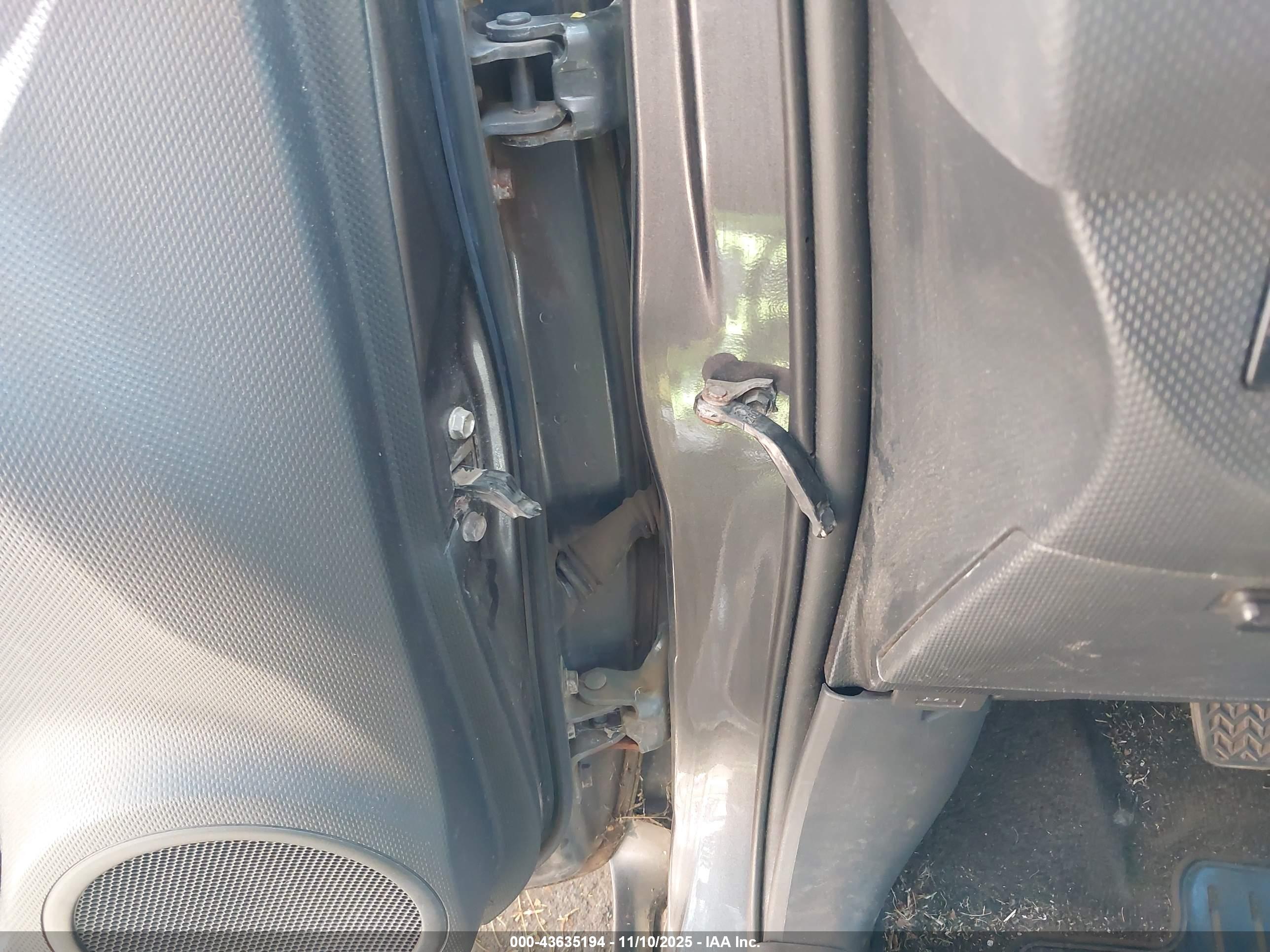 SCION XD image 6