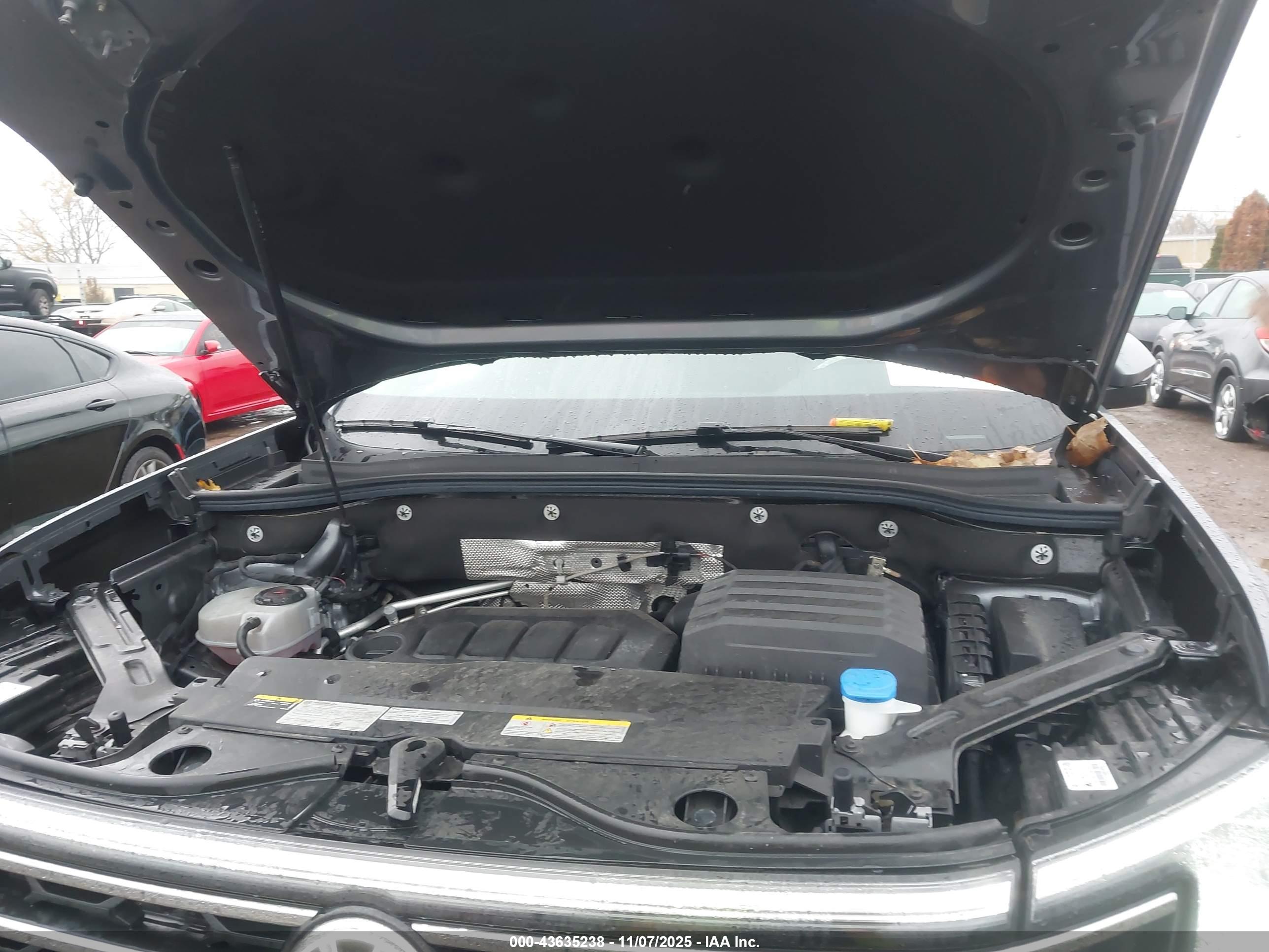 VOLKSWAGEN ATLAS image 10