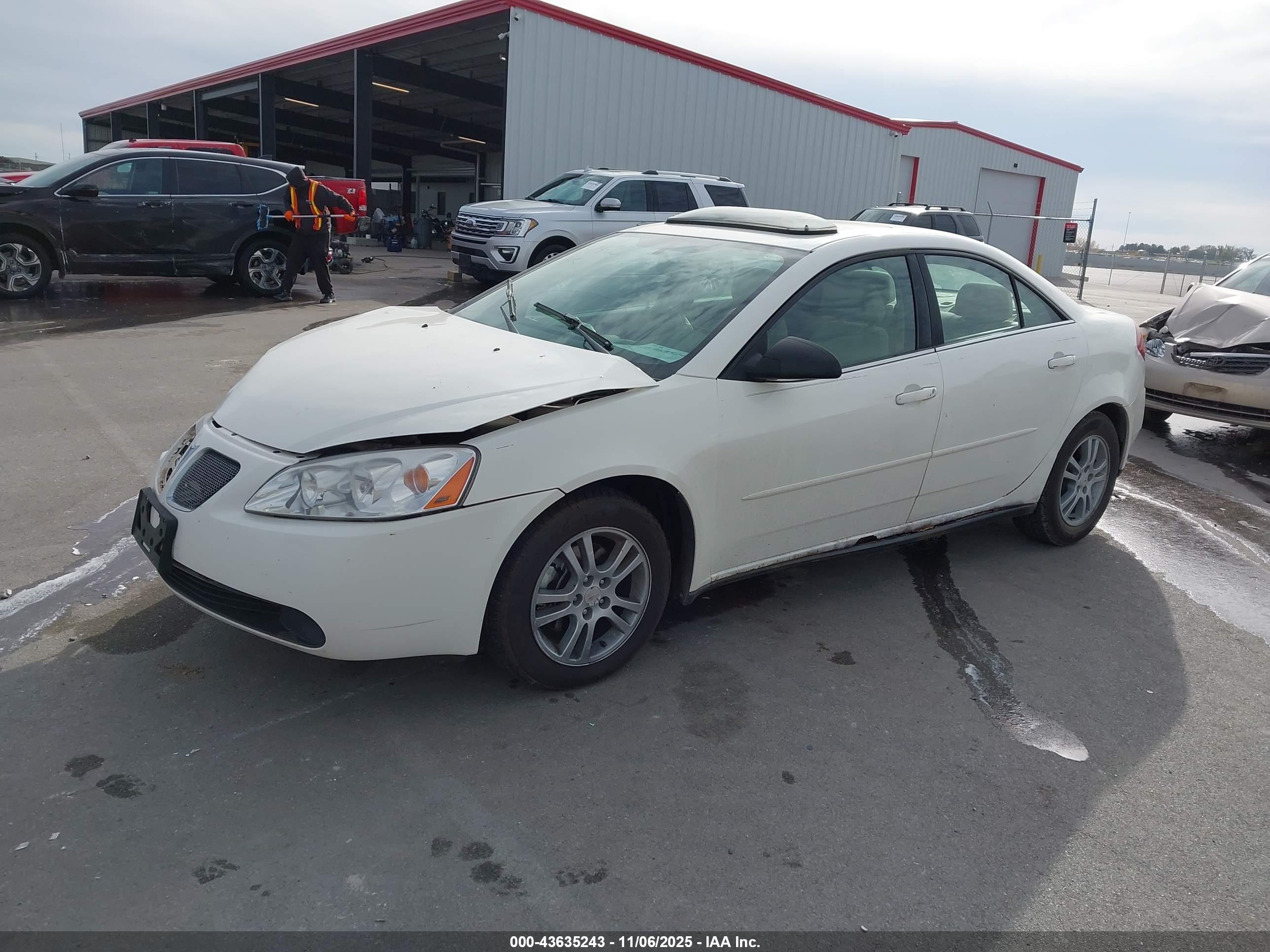 PONTIAC G6 image 2