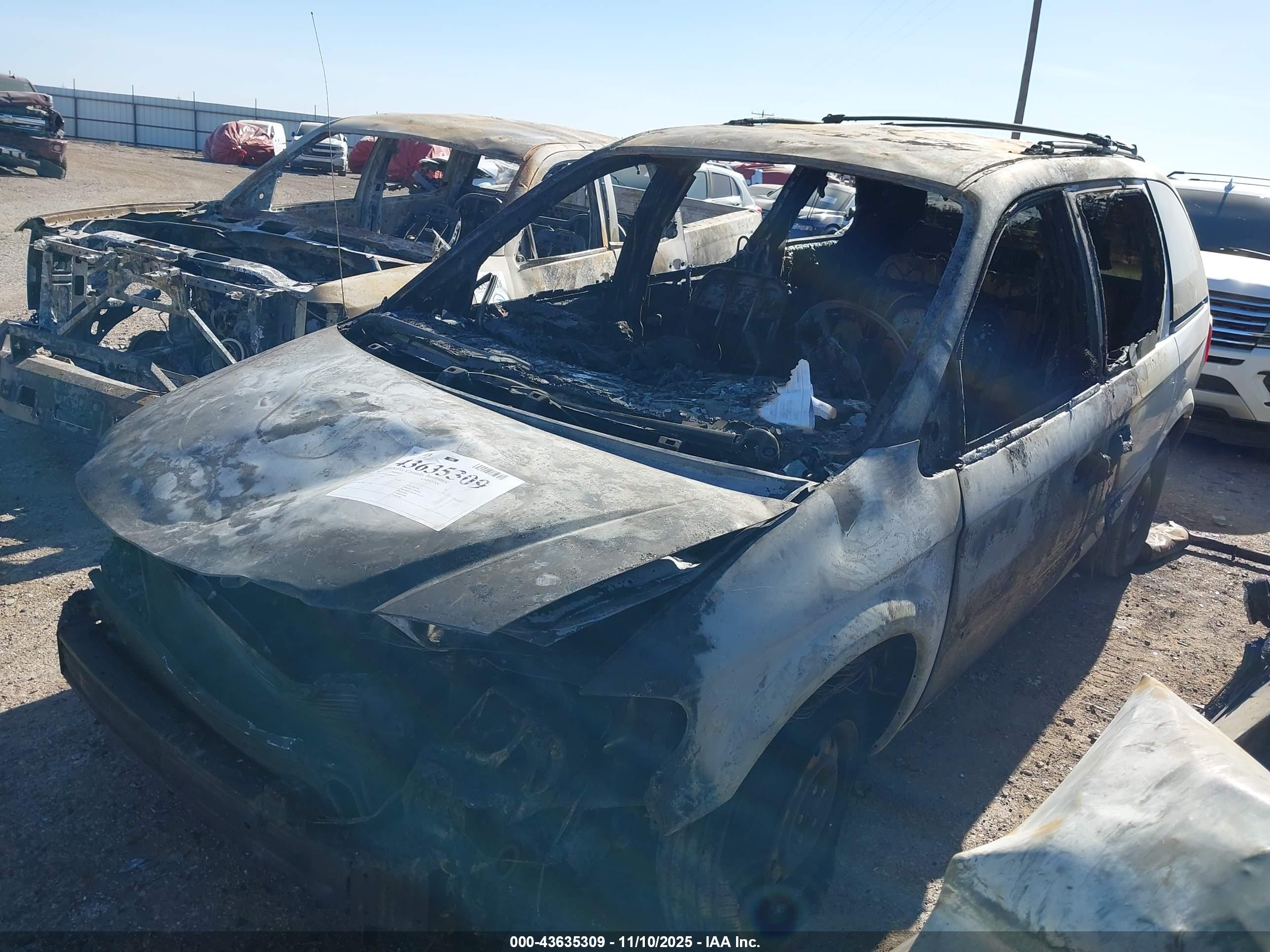 DODGE CARAVAN image 2