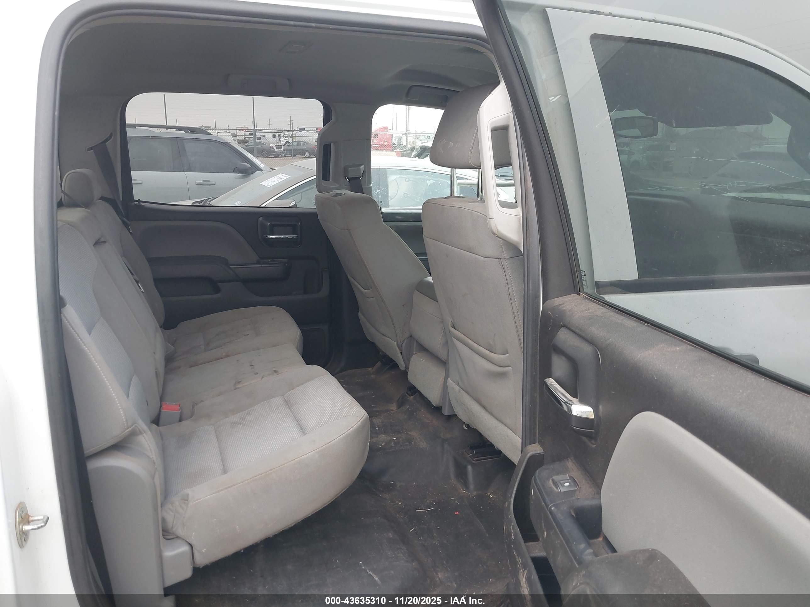 GMC SIERRA image 8