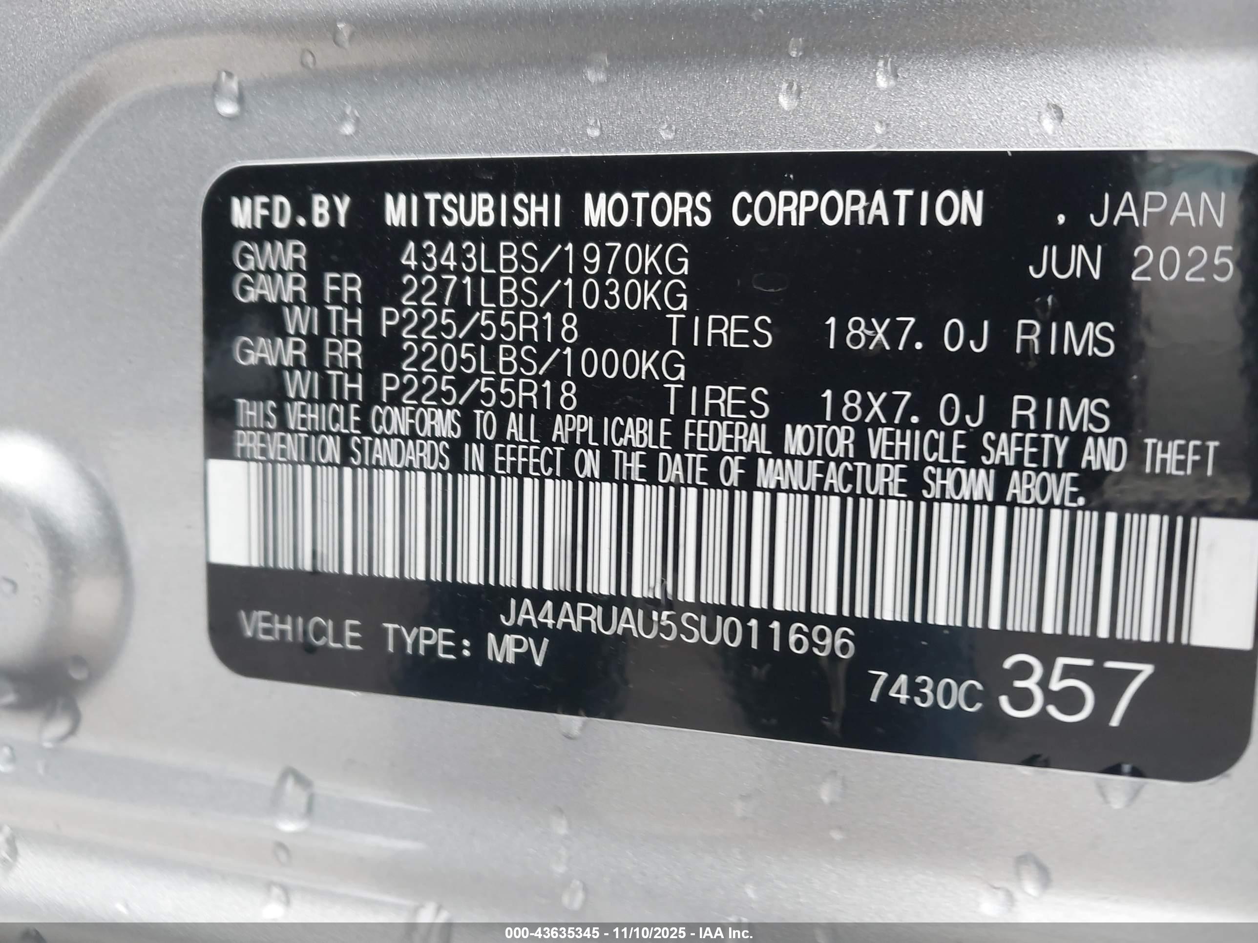 MITSUBISHI OUTLANDER image 9