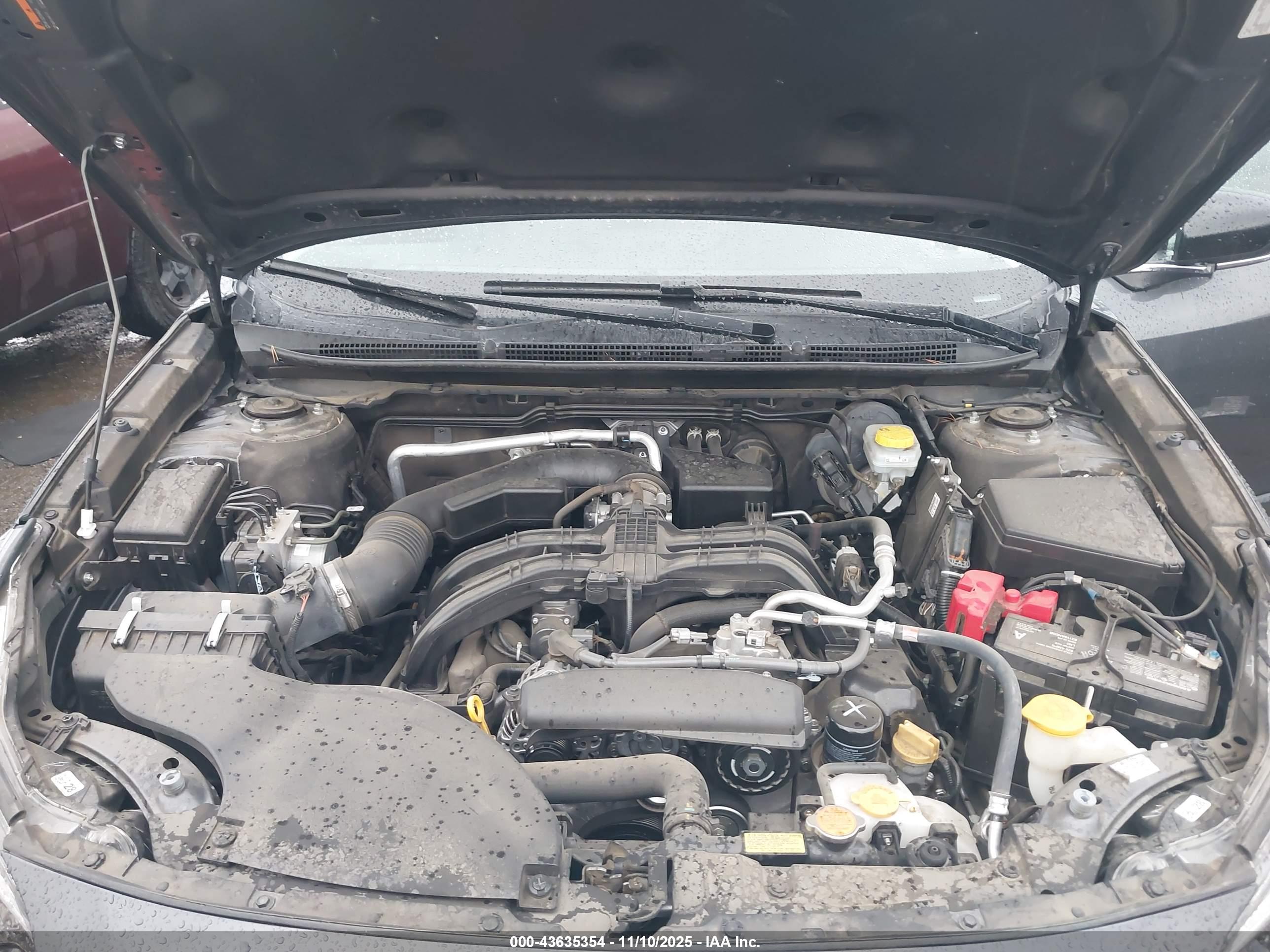 SUBARU OUTBACK image 10