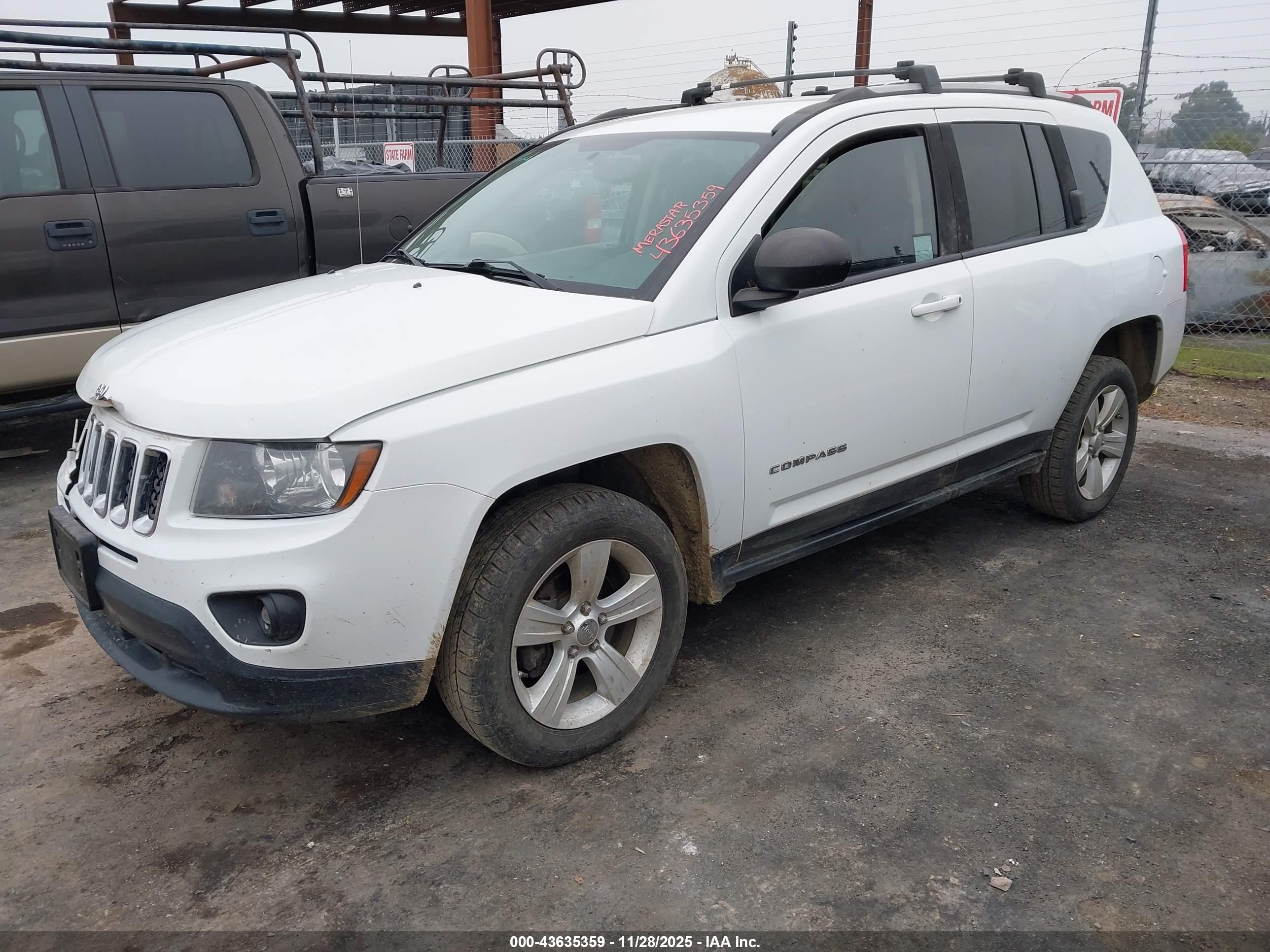 JEEP COMPASS image 2